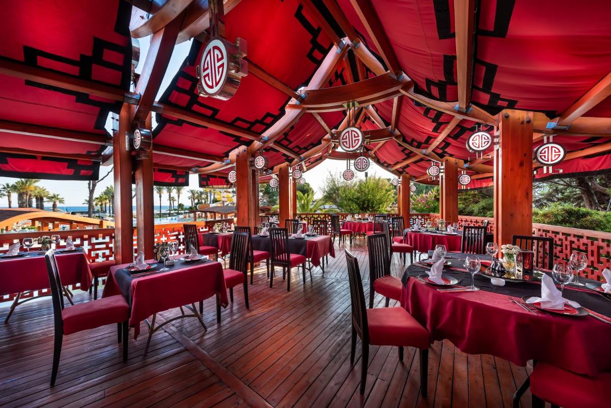 restaurant
