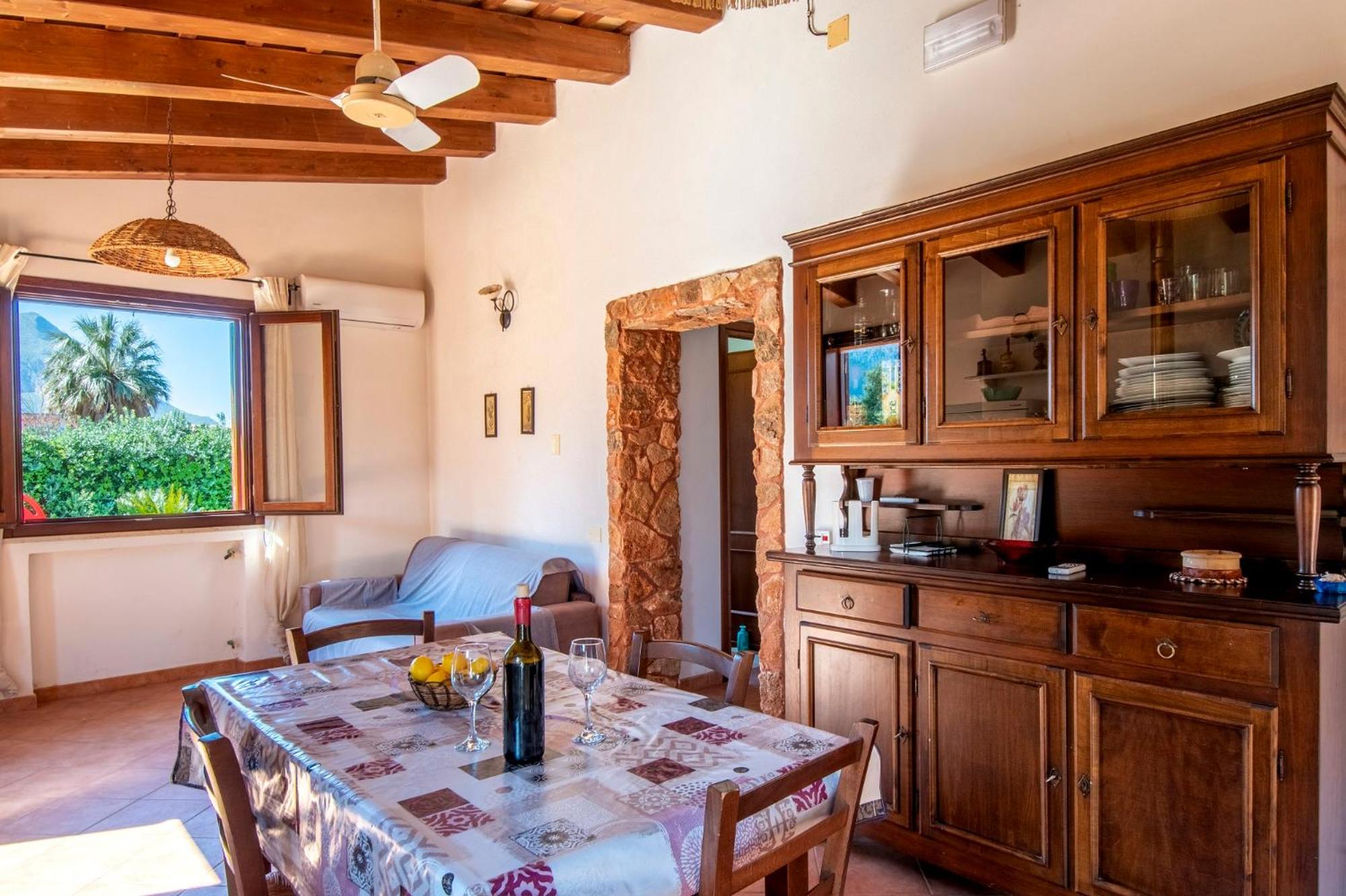 Villa Mafaradda a pochi passi dal Mare