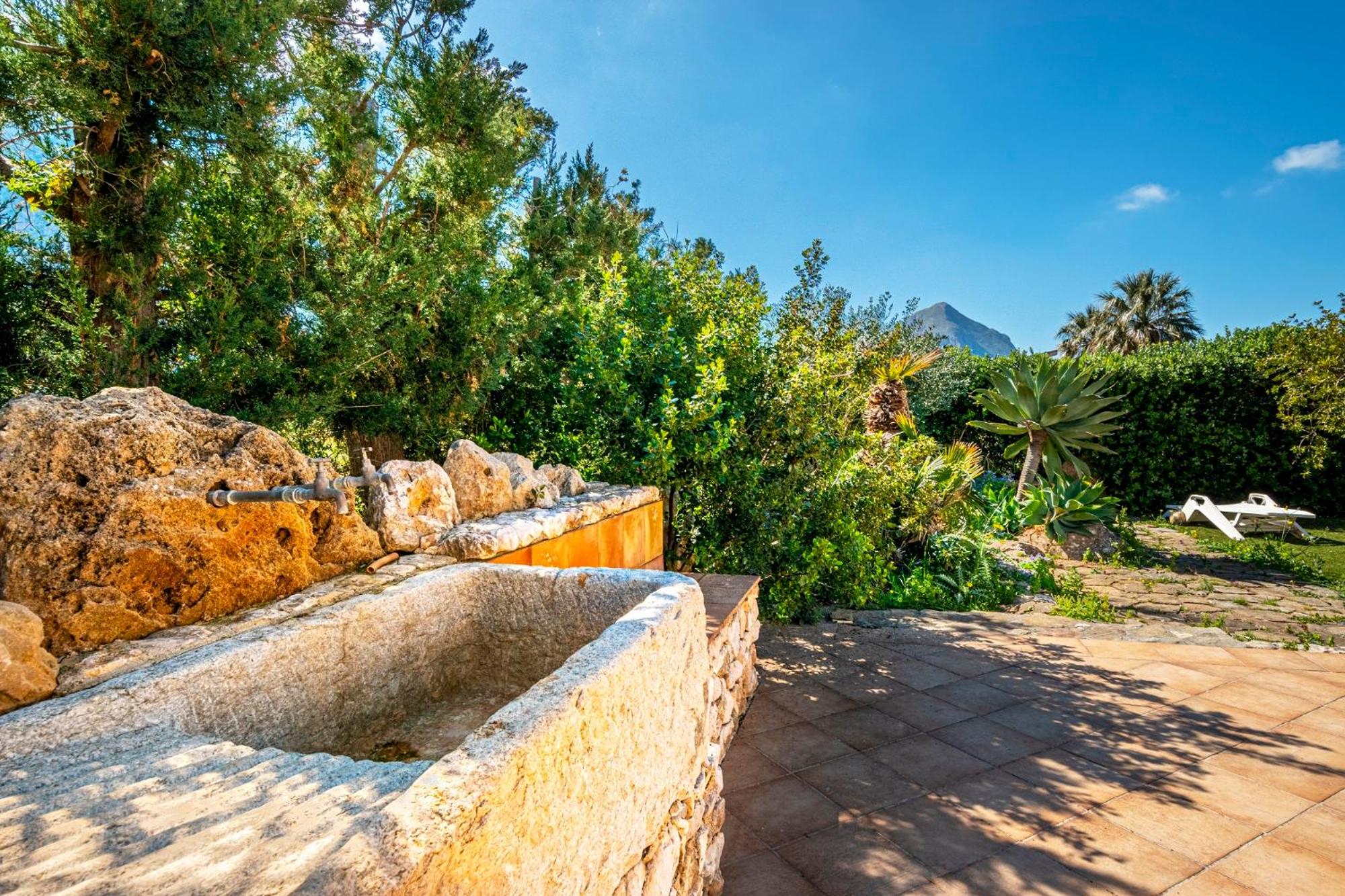 Villa Mafaradda a pochi passi dal Mare