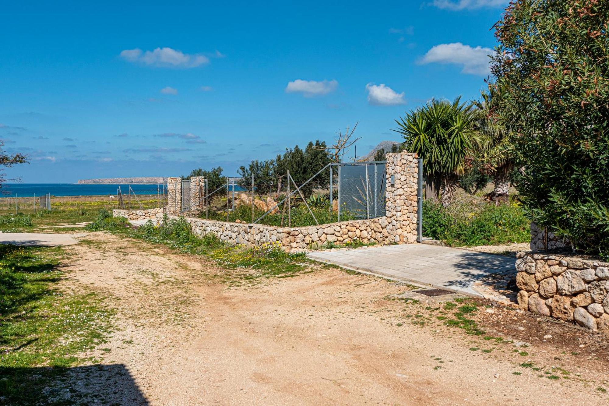 Villa Mafaradda a pochi passi dal Mare
