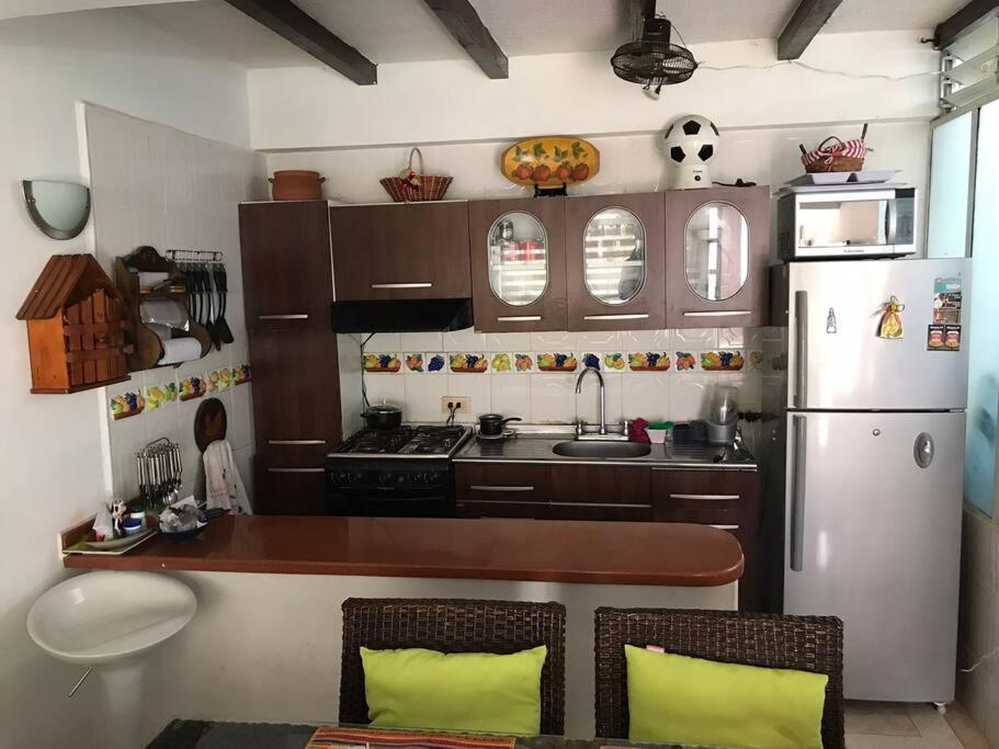 Casa comoda, bien ubicada en conjunto con piscina
