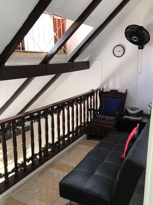 Casa comoda, bien ubicada en conjunto con piscina