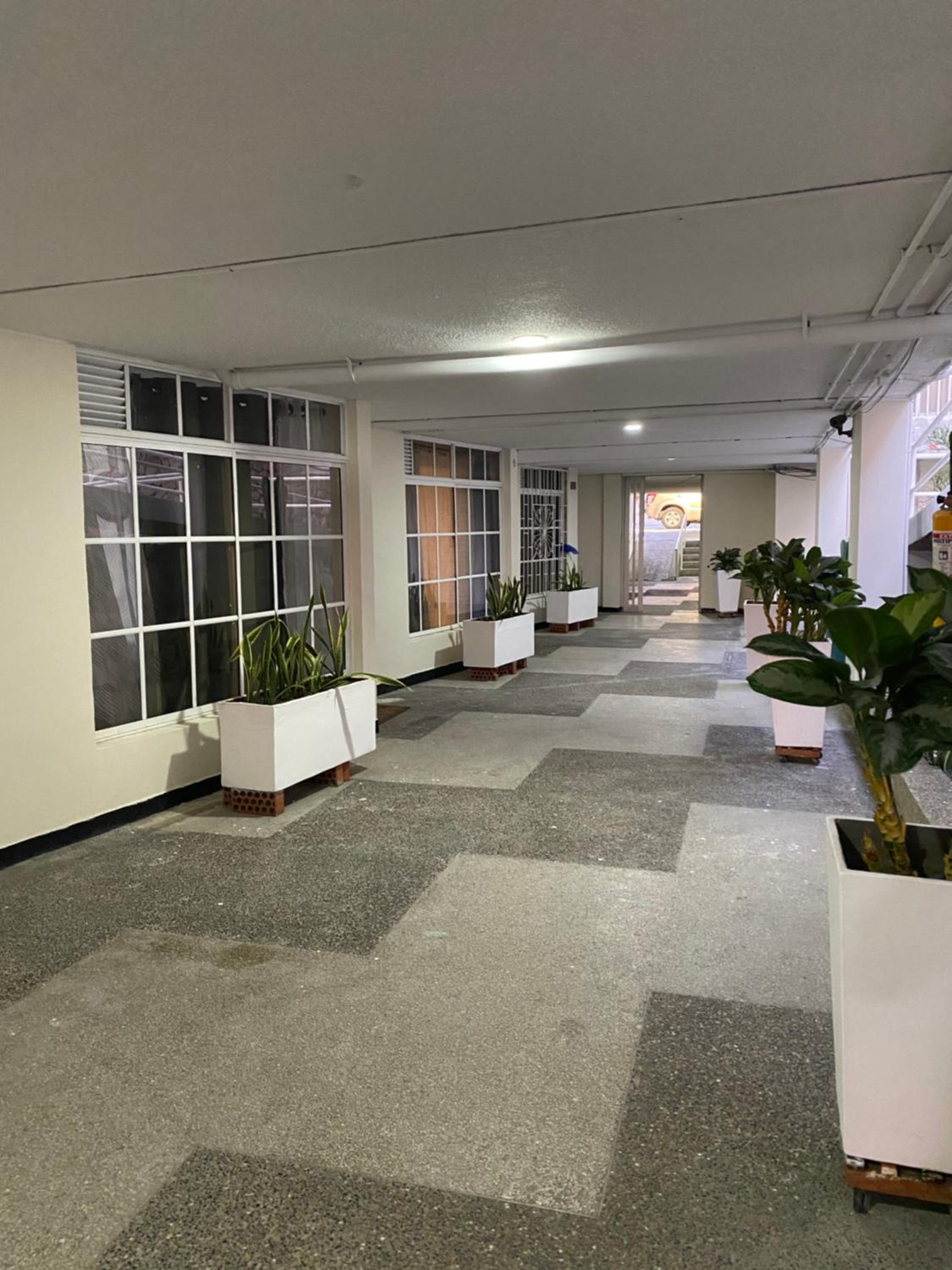 Apartamento edificio Iroka en el Rodadero Frente Al Mar con cocina full equipada