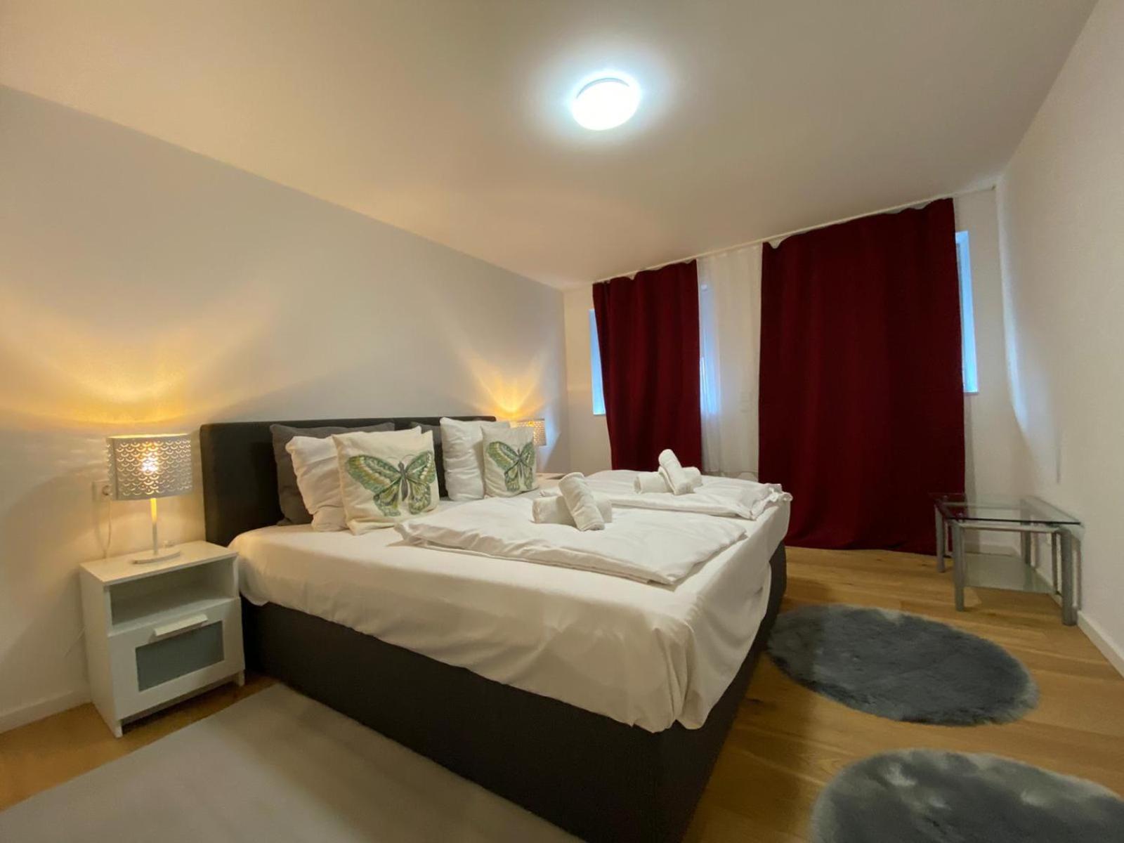City West Studios en Stuttgart — hotel room
