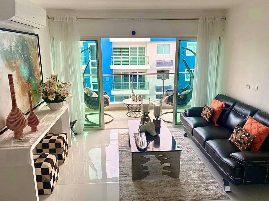 Spectacular PentHouse with private jacuzzi terrace view 2