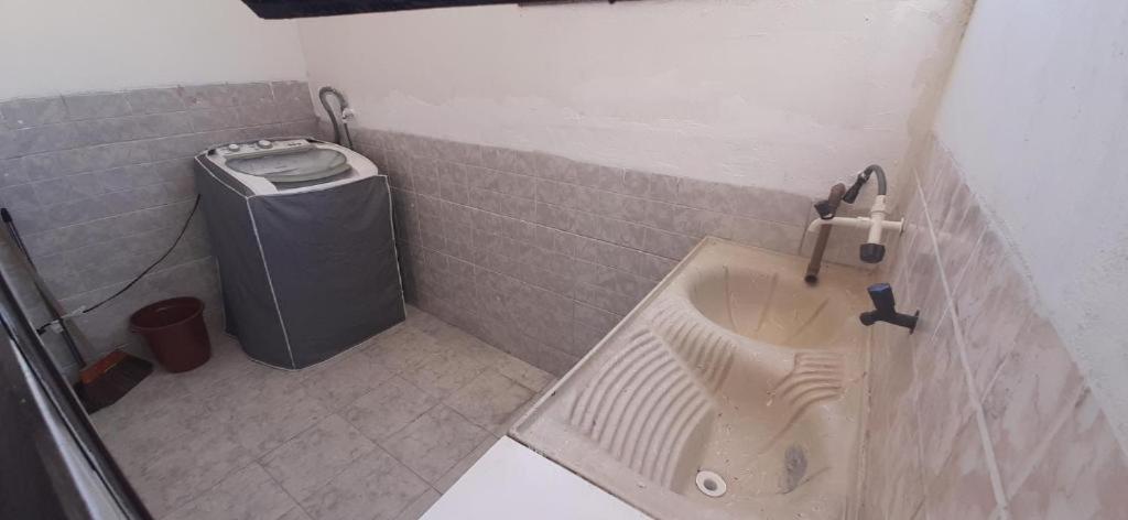 Casa com Piscina 2 Quartos Cantim do Goiano Hospedagens