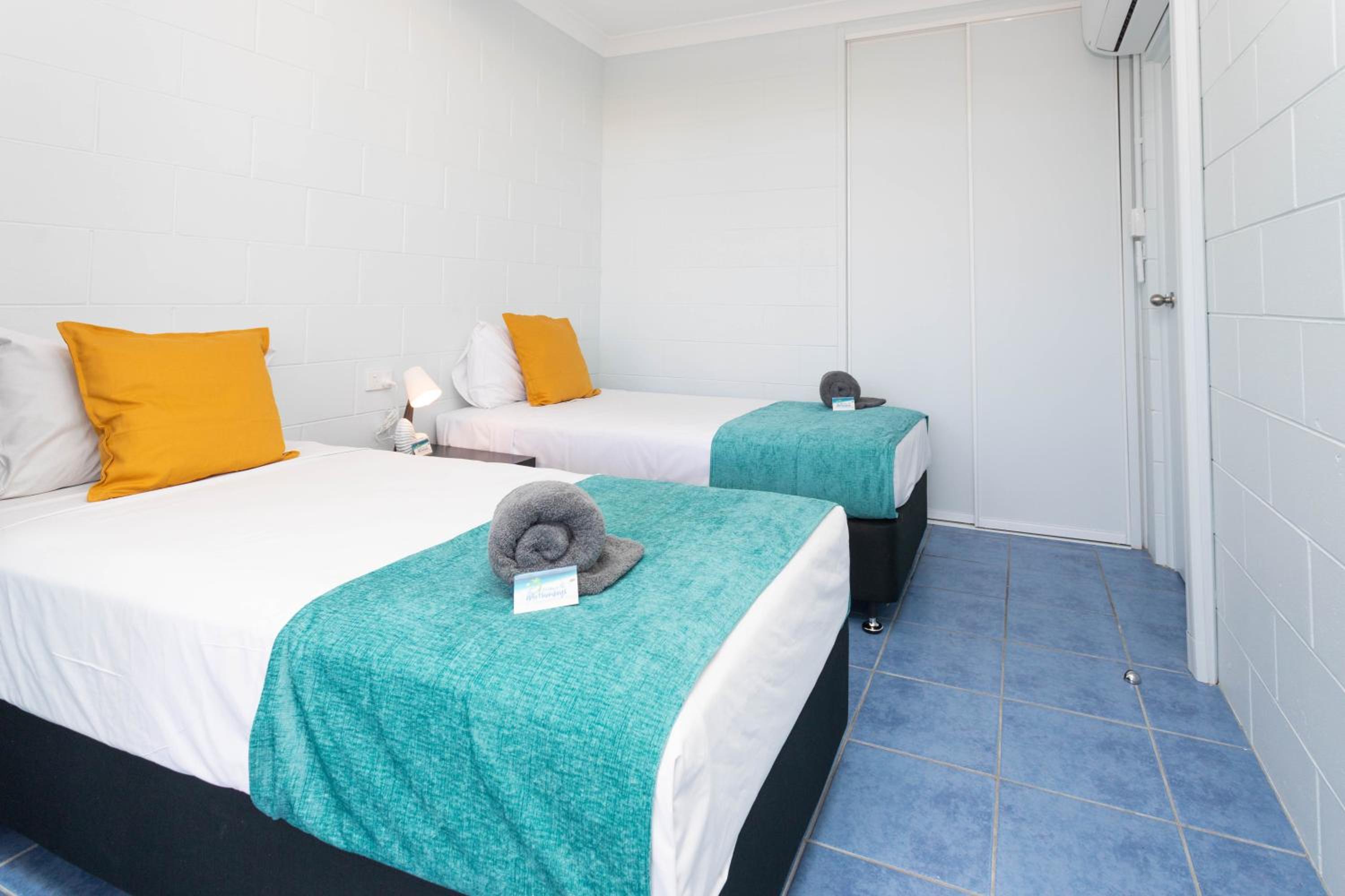 Airlie Sun & Sand Accommodation #3 KIDS STAY FREE view 3