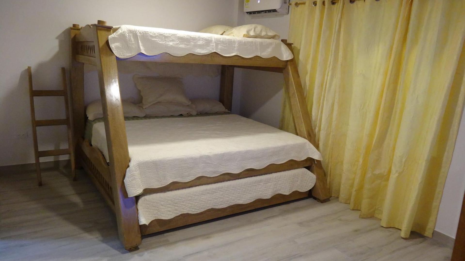 Aparta Suite Villa Roko