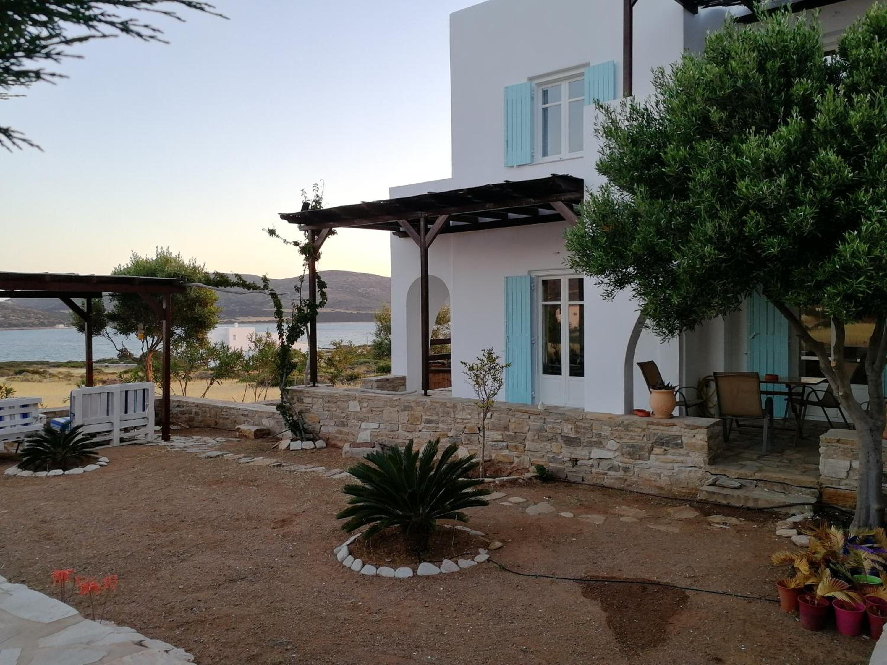 Hotel Gio st Gio apartment 1 Antiparos st.Giorgio - Image 1