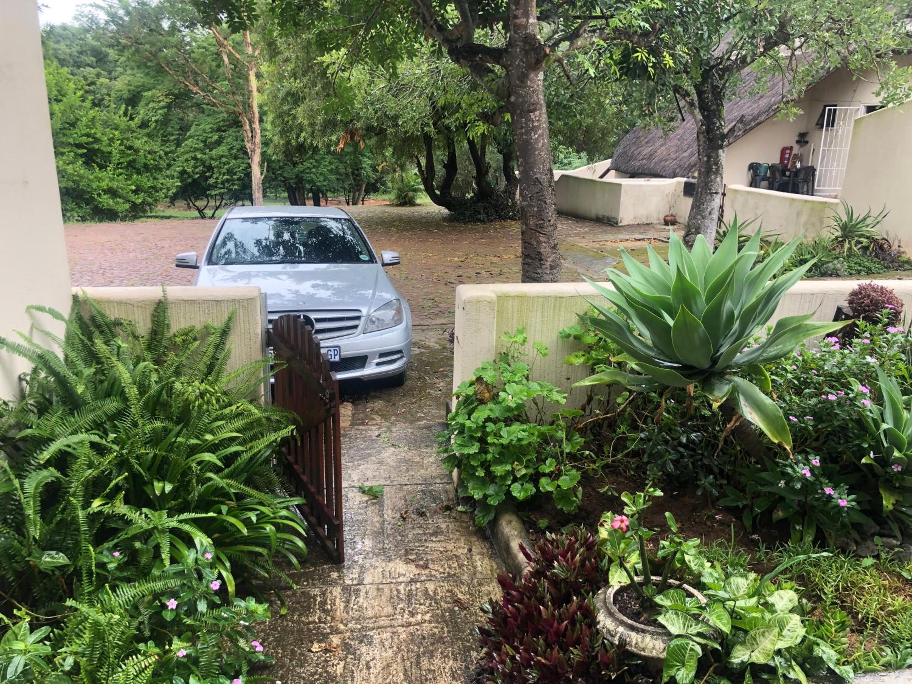 Villa Jullienne - A Home Away From Home - Unit 8 view 5