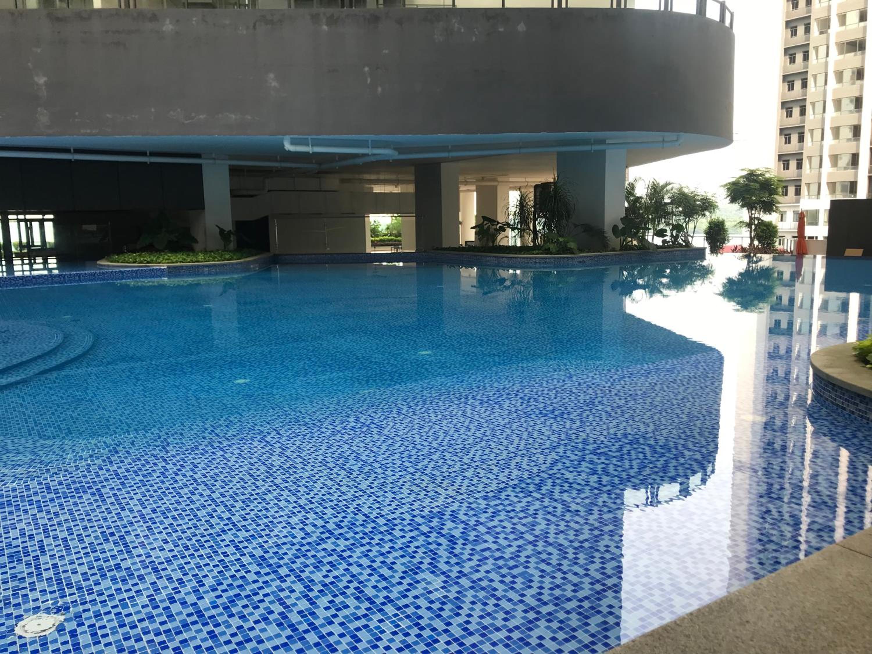 R&F princess cove family premium suites
