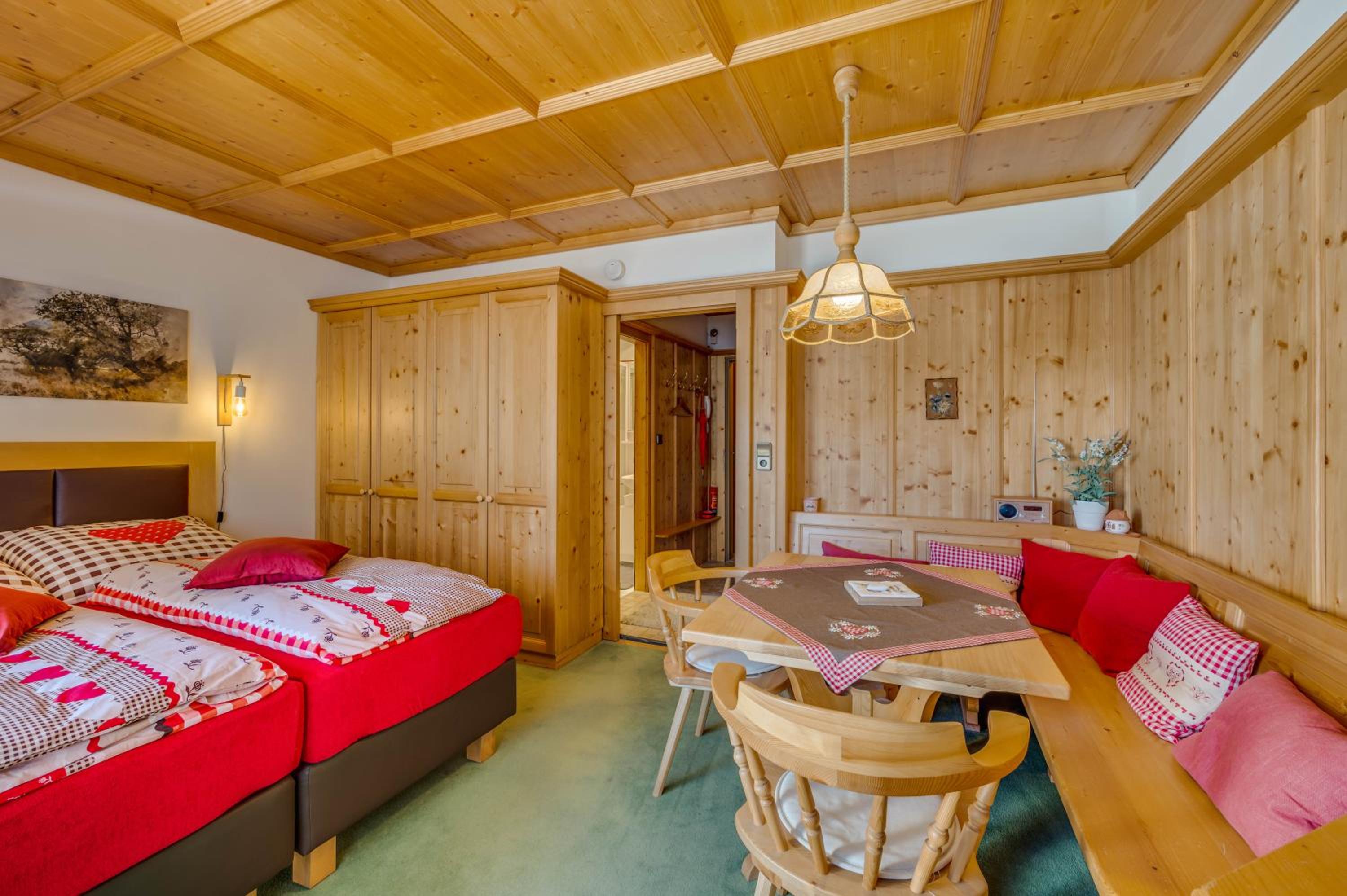 Seefeld ALPIN Apartments view 3