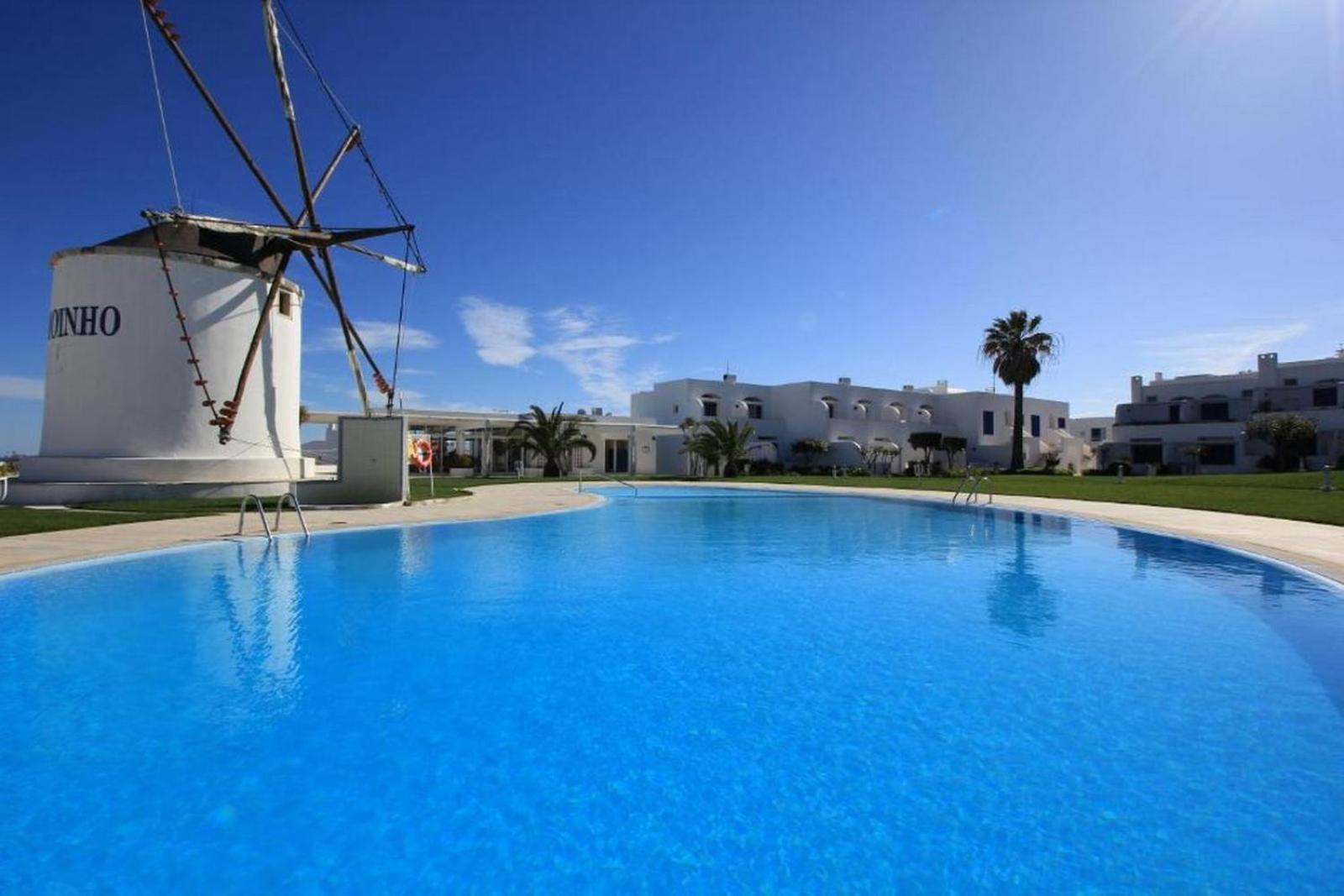 Albufeira-windmill hill view 2