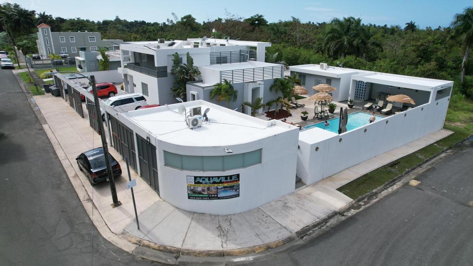 Aquaville Dorado Moderna Villa 3