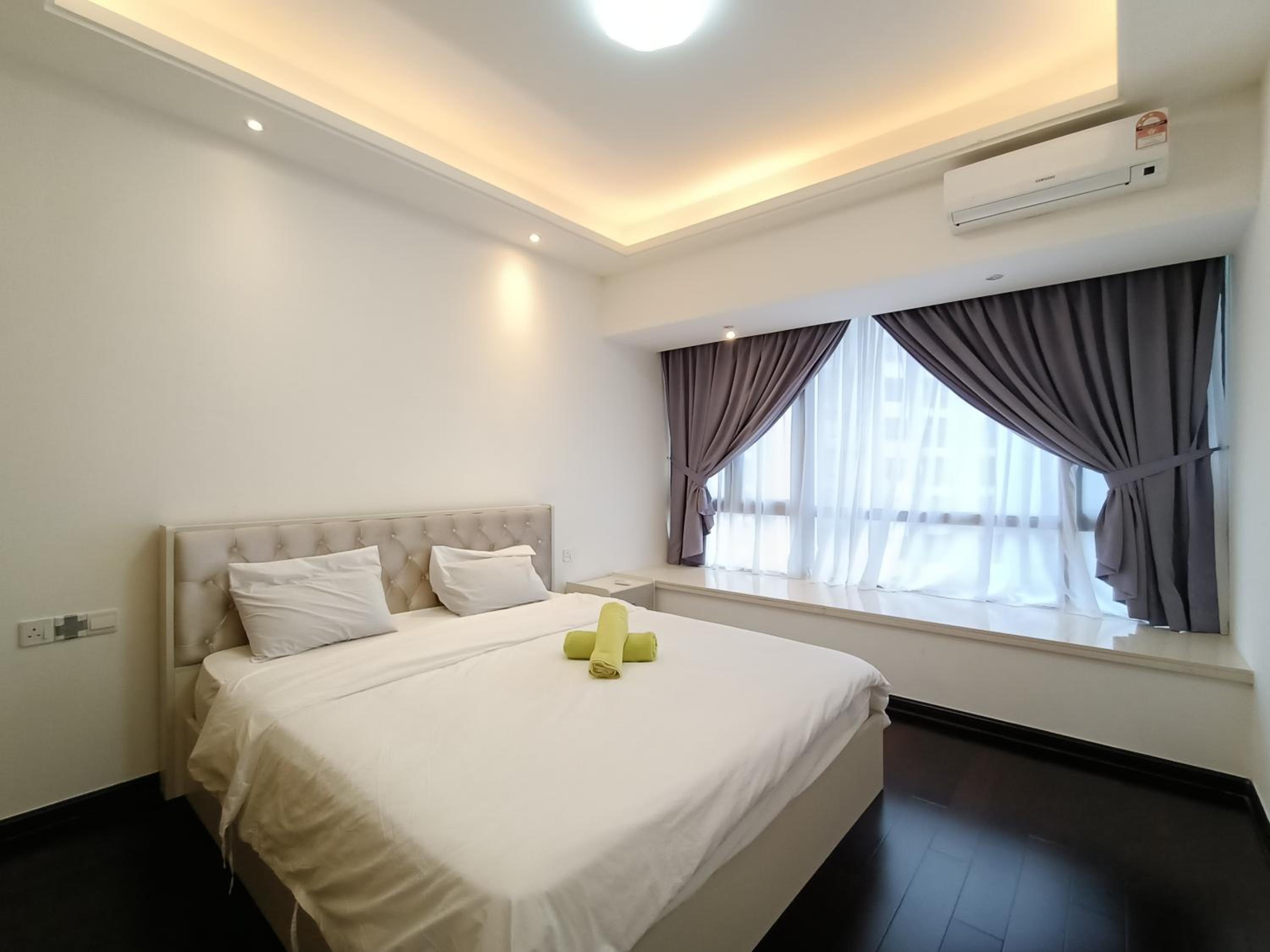 R&F princess cove premium Homestay famaily