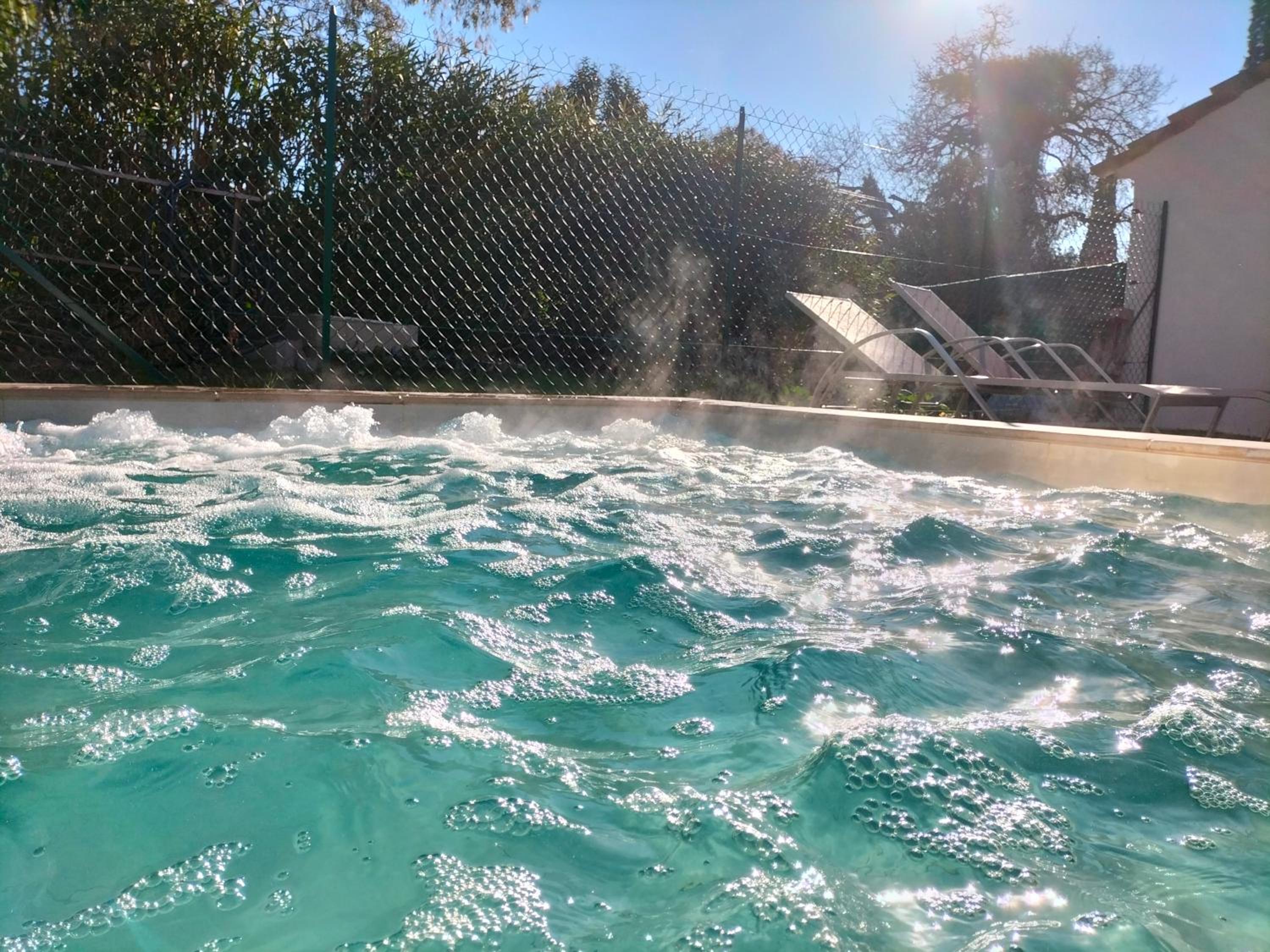 Hotel Bienêtre et détente pour cette maison avec spa au calme - Image 1