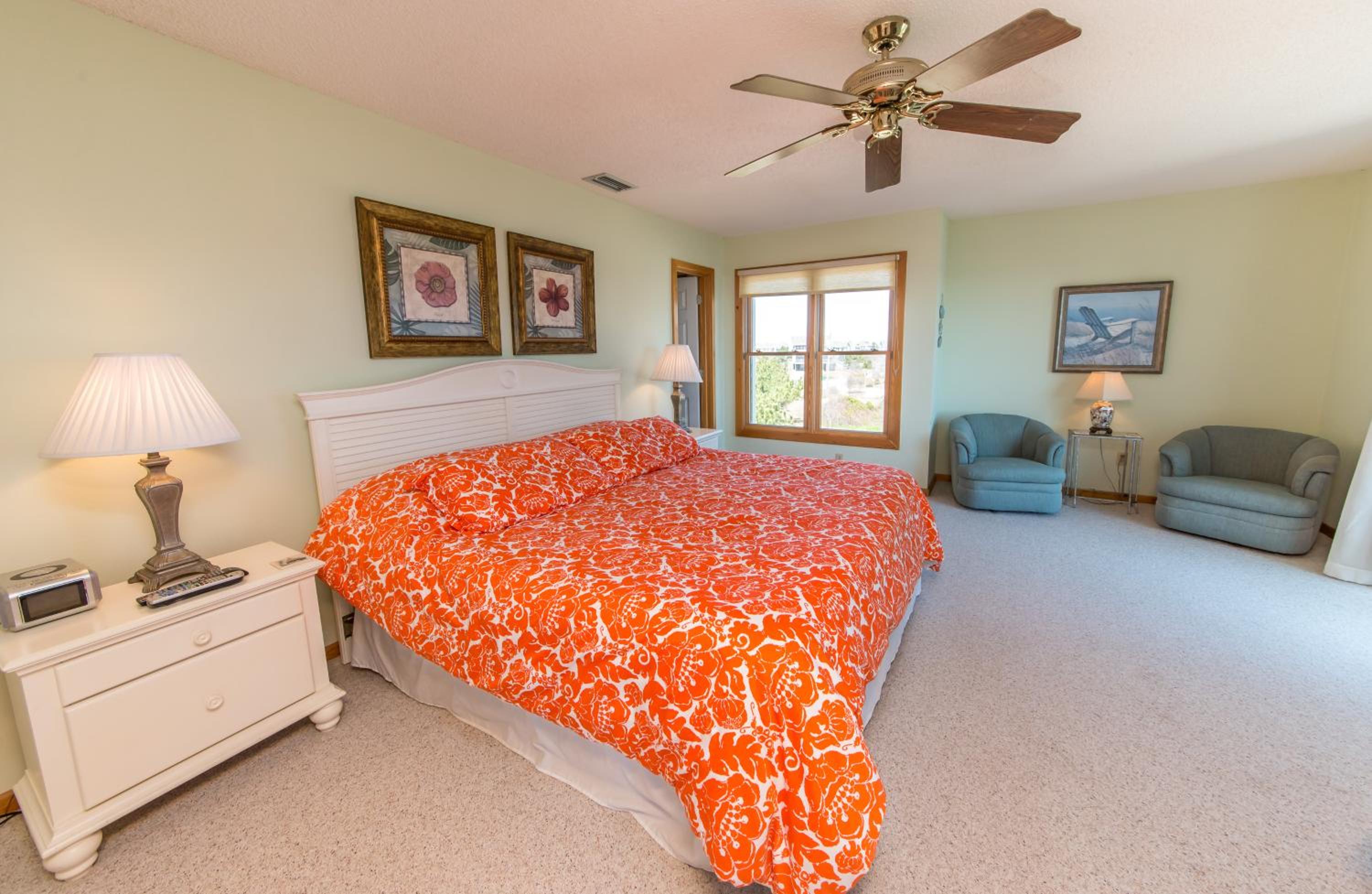 Dolphin Destination - Corolla, Ocean Sands, Oceanfront, Panoramic Ocean View, Hot Tub, Pets OK