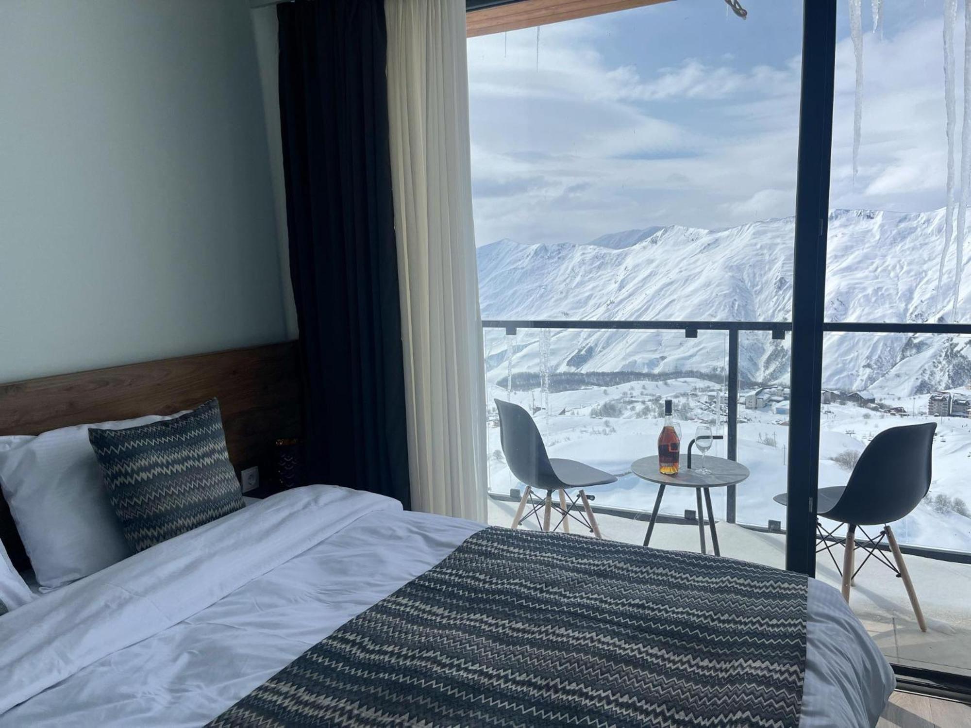 Premium apartment with amazing views, New Gudauri view 4