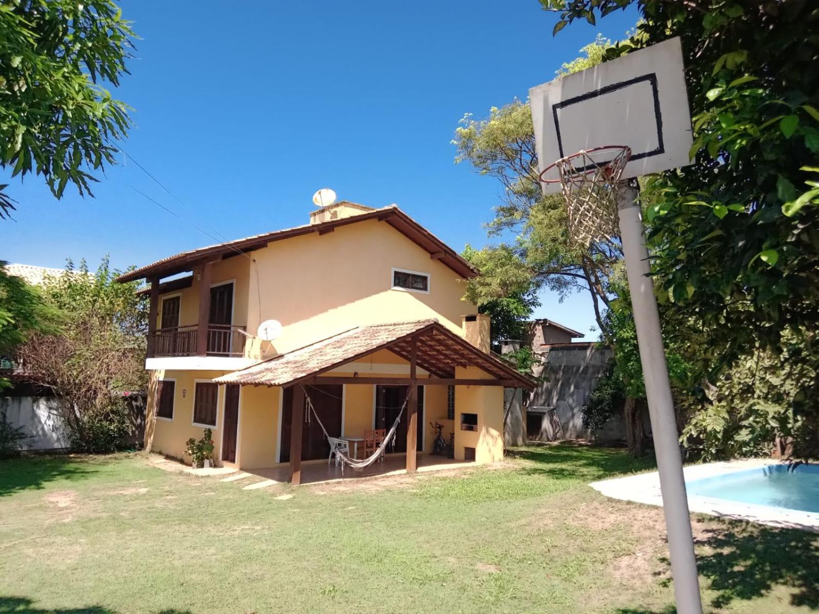 Casa grande com piscina em Florianópolis