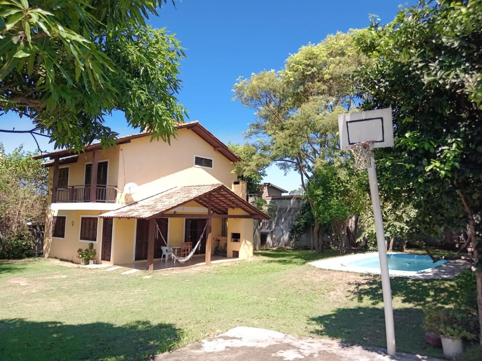 Casa grande com piscina em Florianópolis