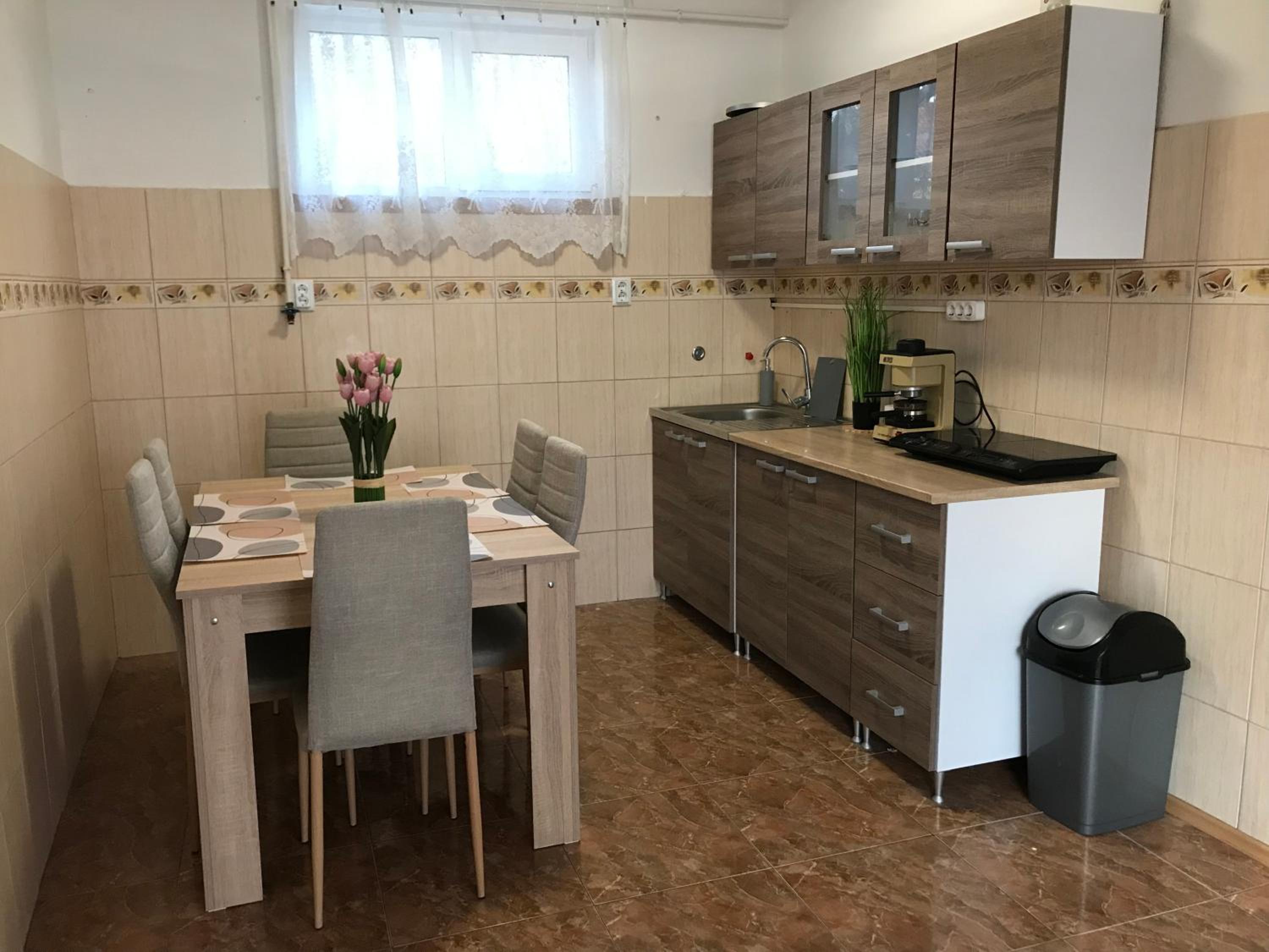 Summer Apartman