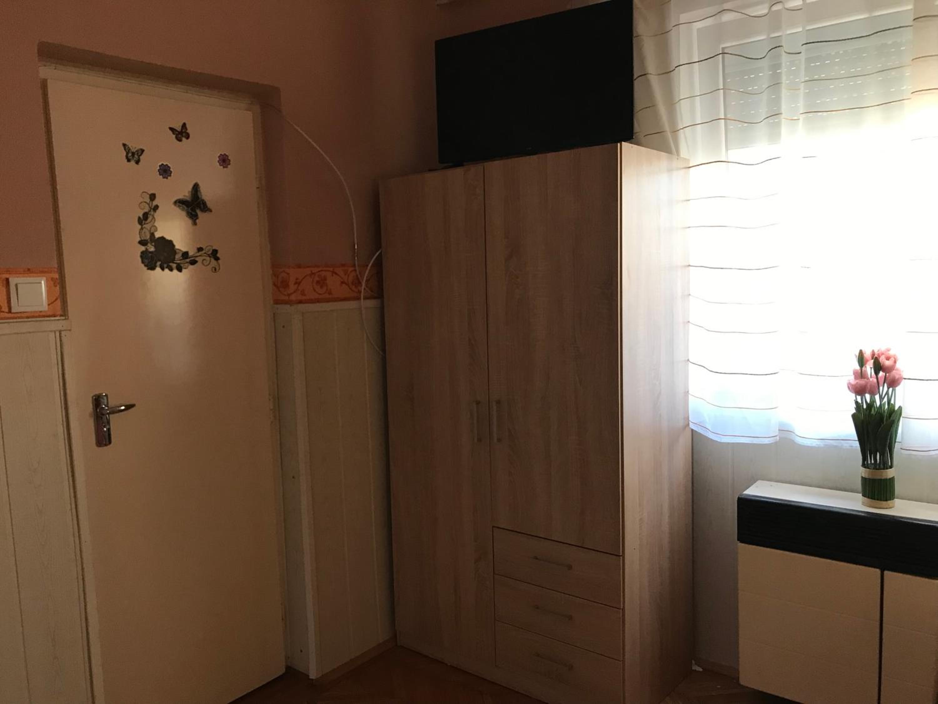 Summer Apartman