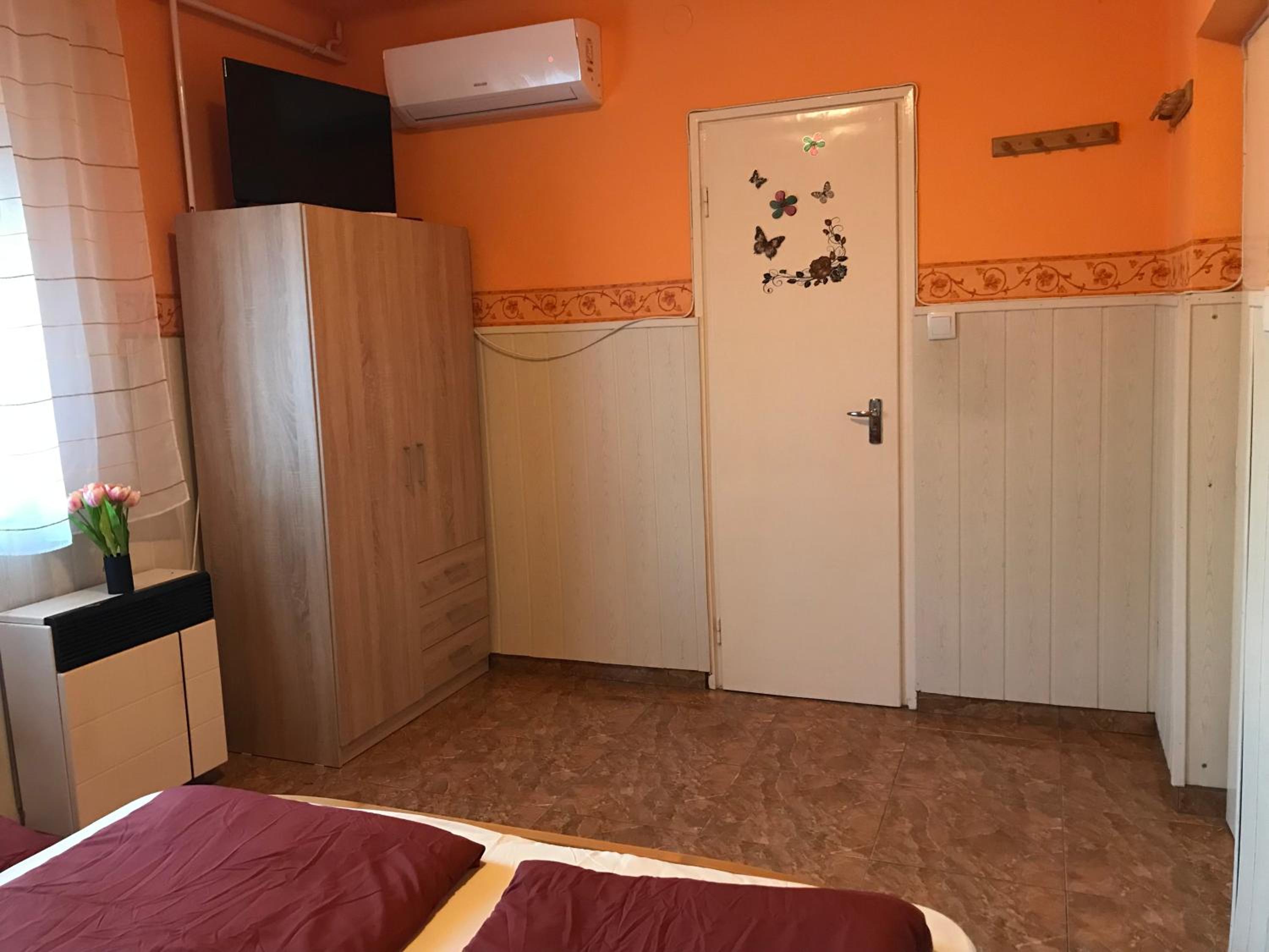 Summer Apartman