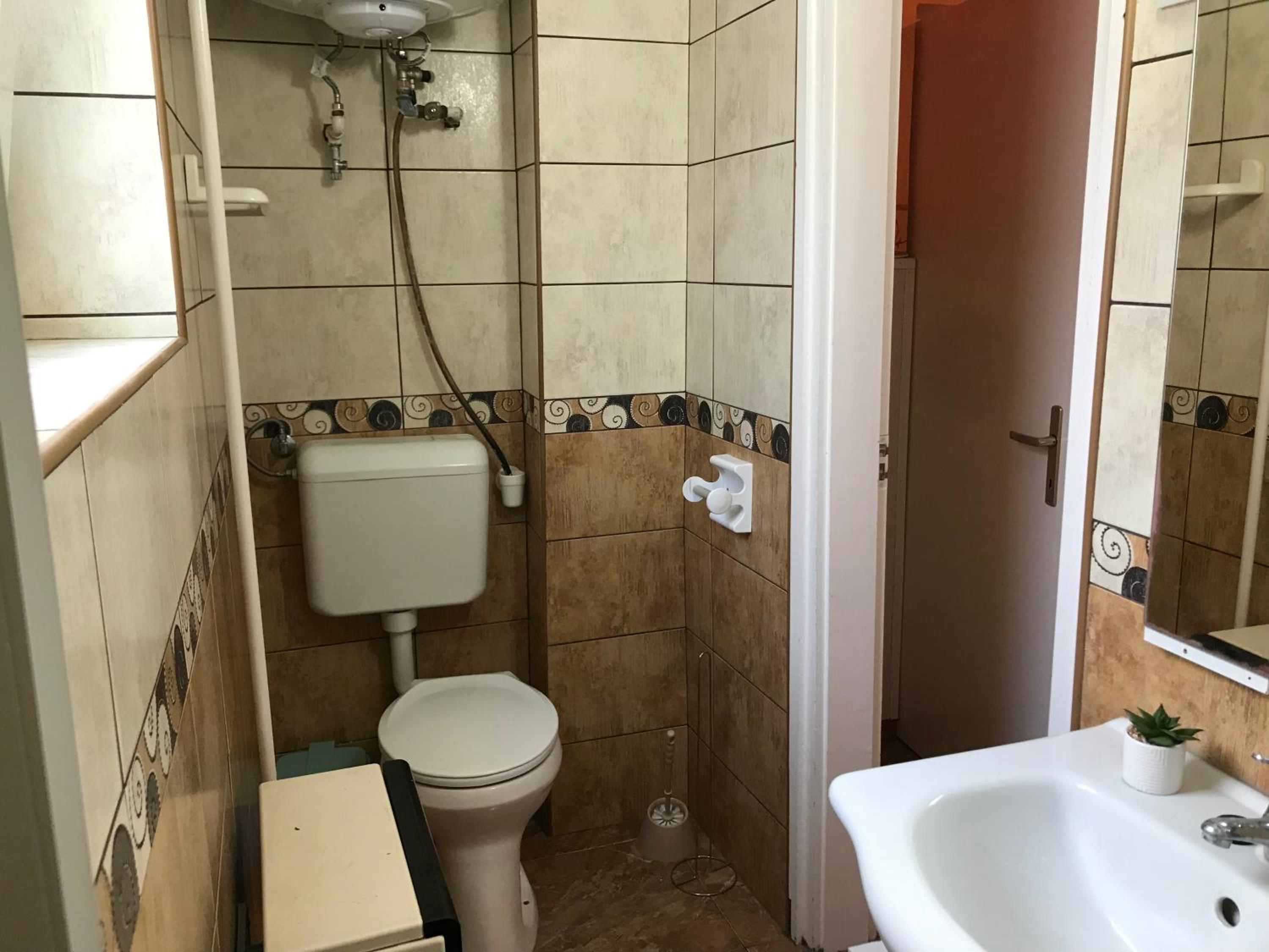 Summer Apartman
