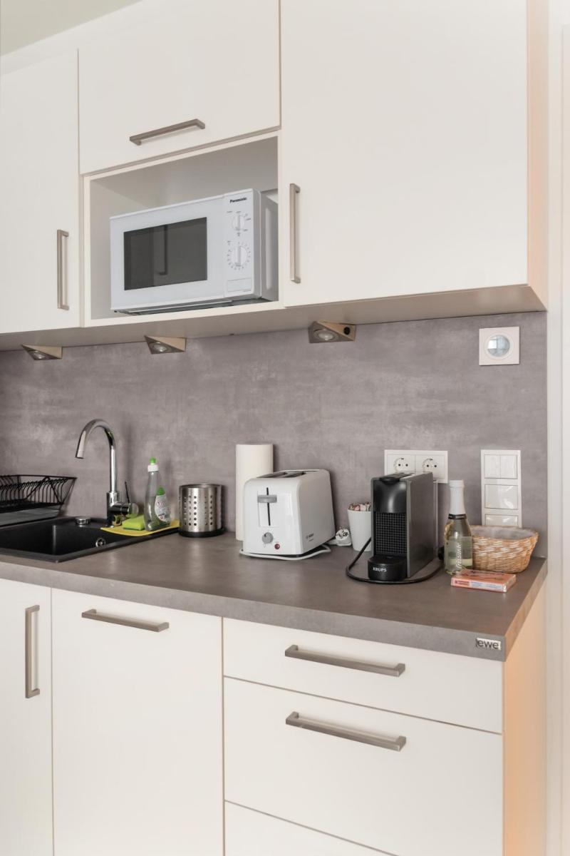 Quiet and cozy apartment next to Mariahilfer Strasse and Naschmarkt with AC
