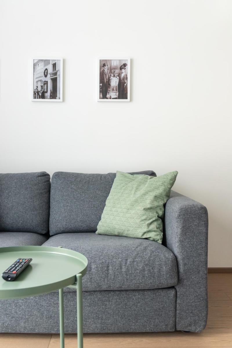 Quiet and cozy apartment next to Mariahilfer Strasse and Naschmarkt with AC