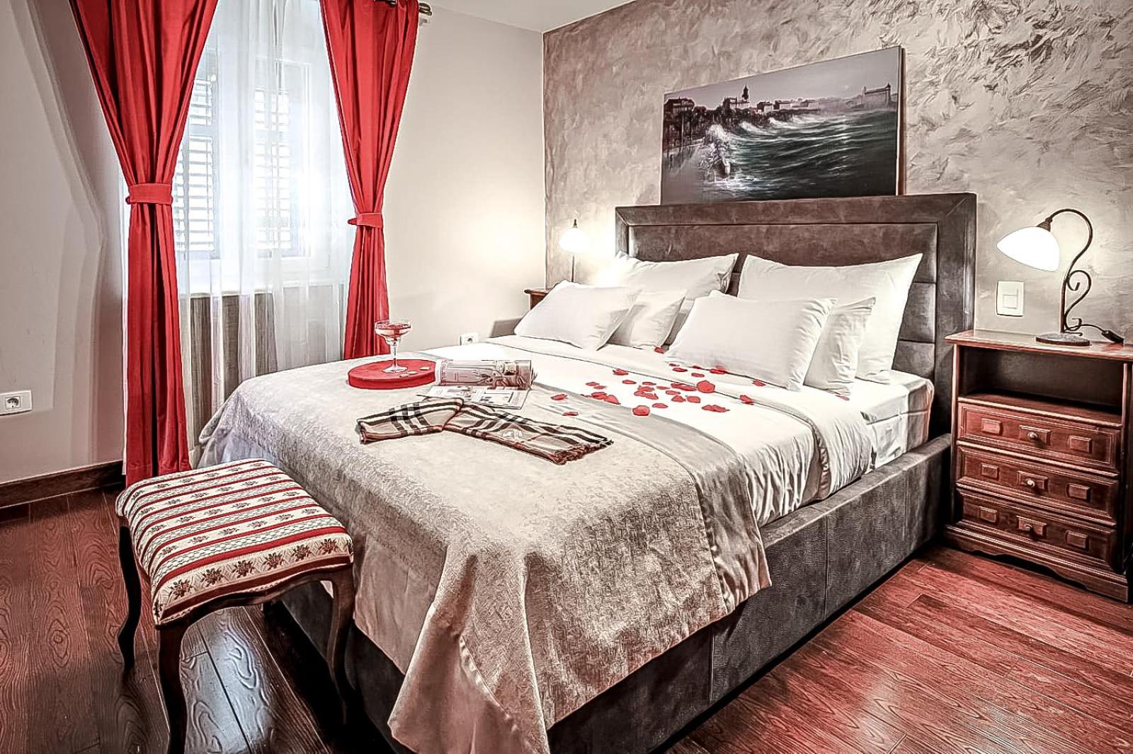 Theatre luxury rooms photo 3