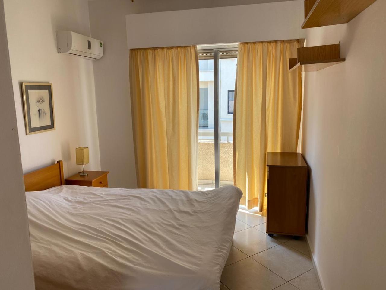 1 bedroom flat 200m from the beach in germasogia tourist area view 4