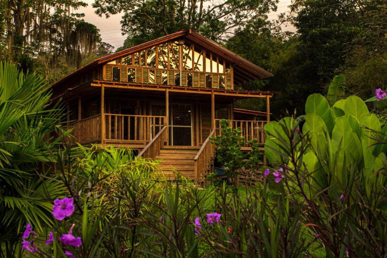 Hotel Cabana En El Guadual