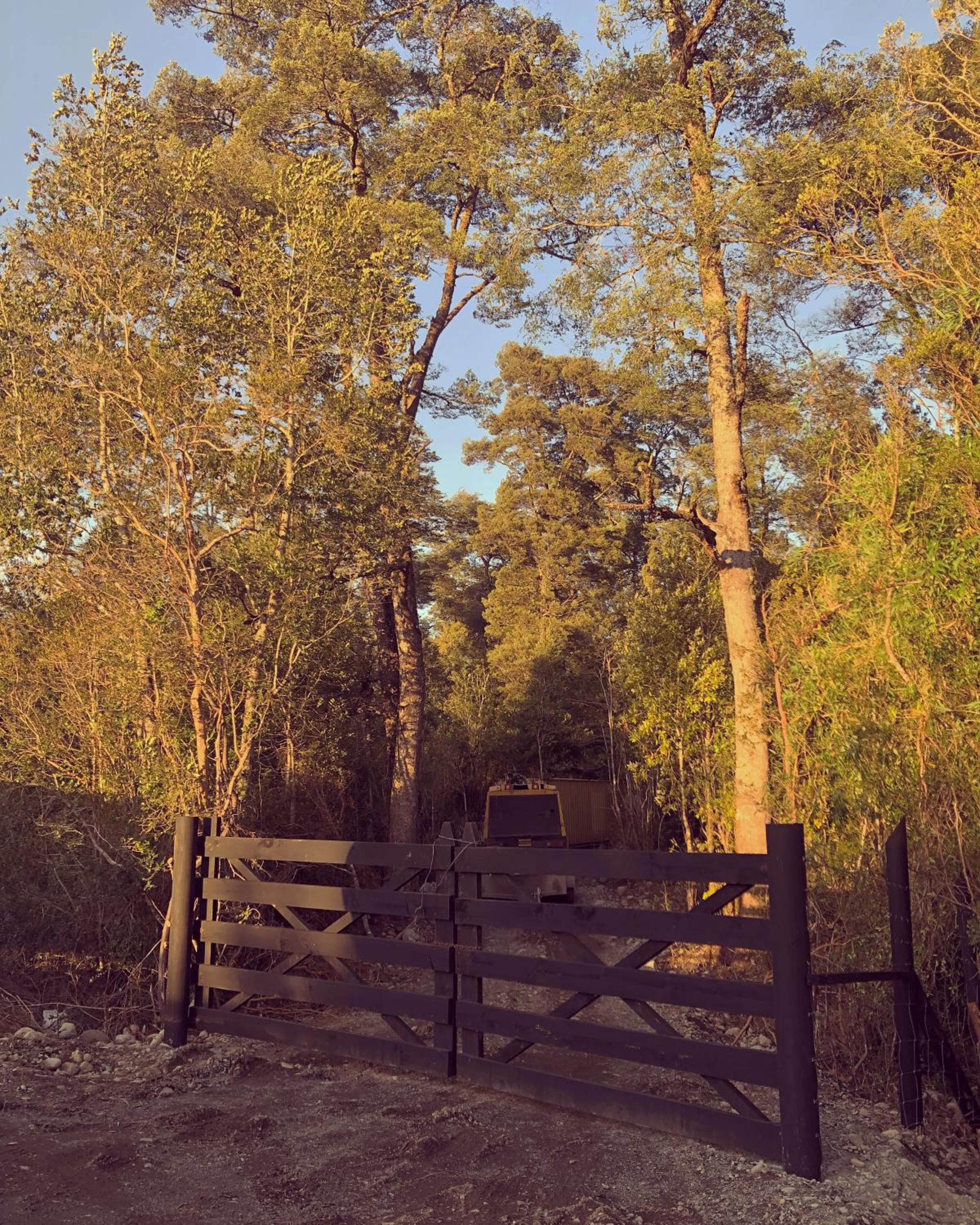 REFUGIO RIVER PUELO