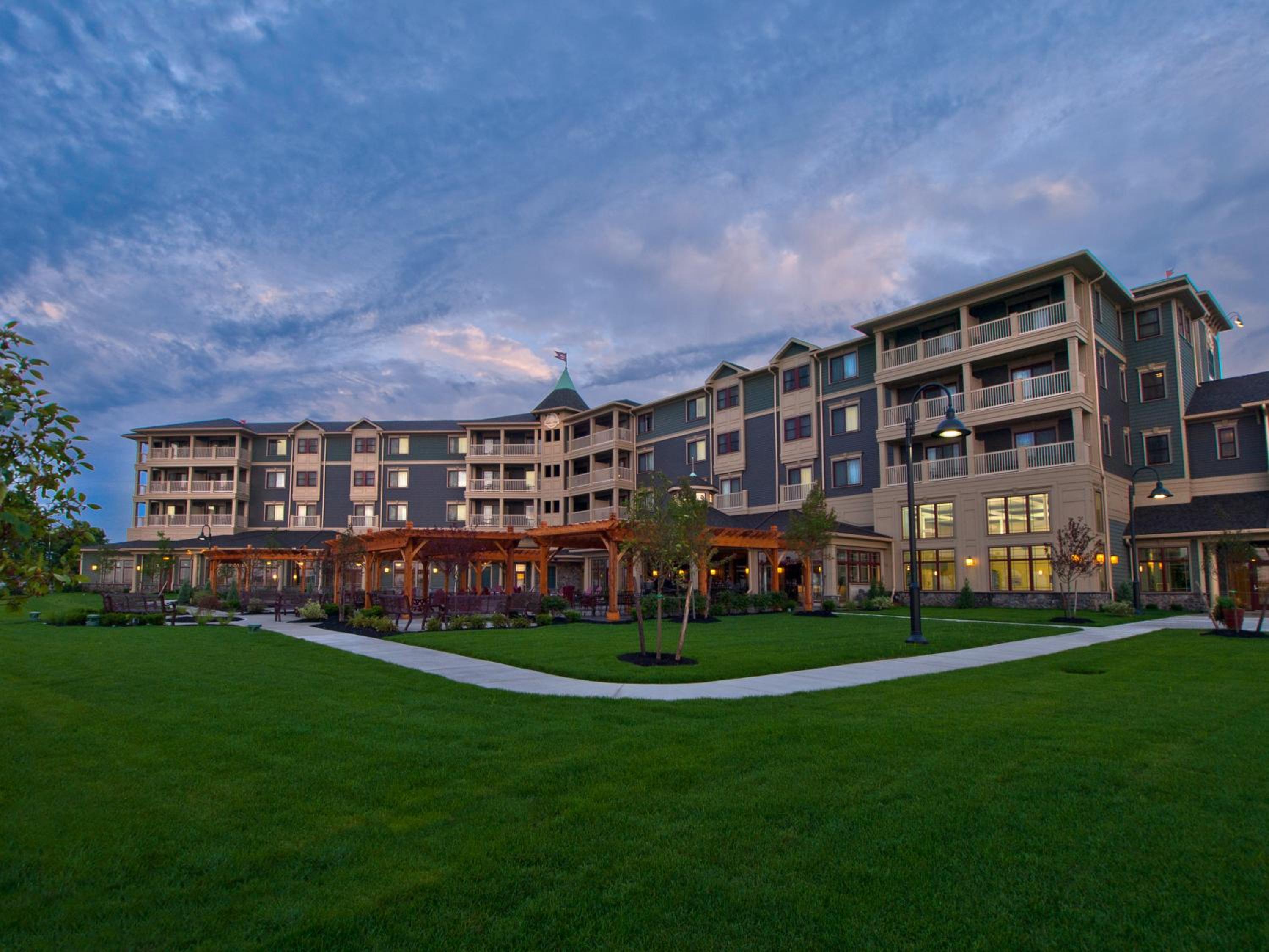Watertown Vacations - 1000 Islands Harbor Hotel - Property Image 1