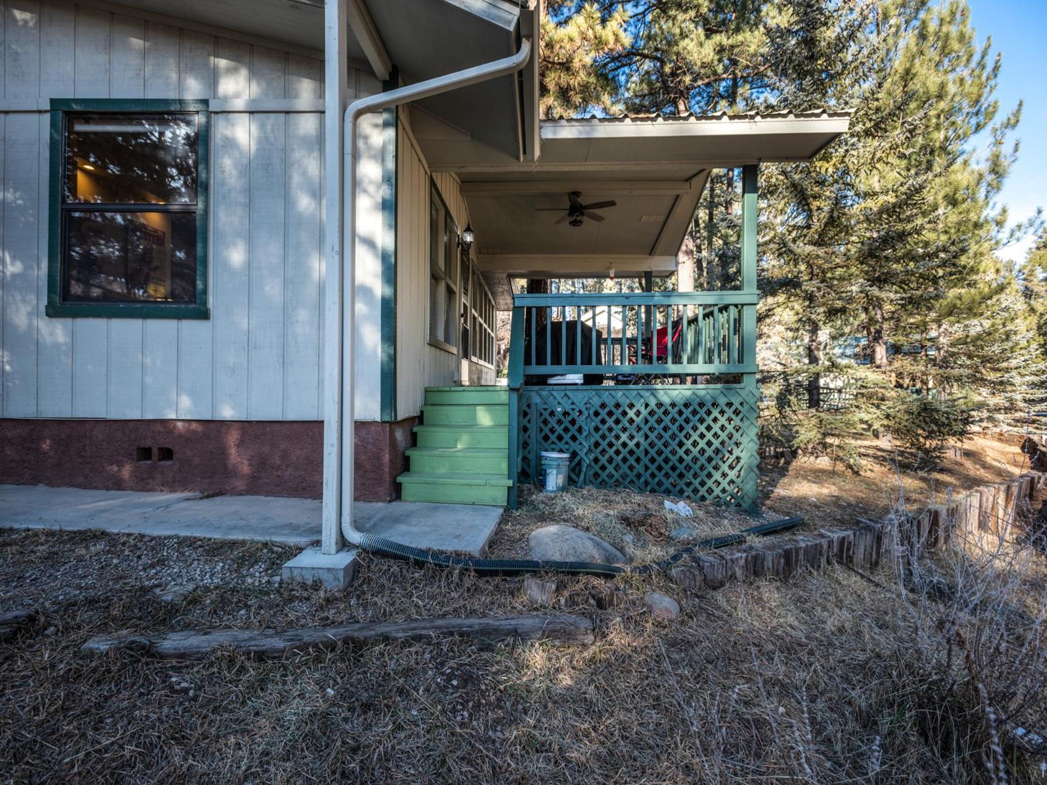 Hotel Midtown Riverfront 1, 2 Bedrooms, Hot Tub, Sleeps 6 - Image 1