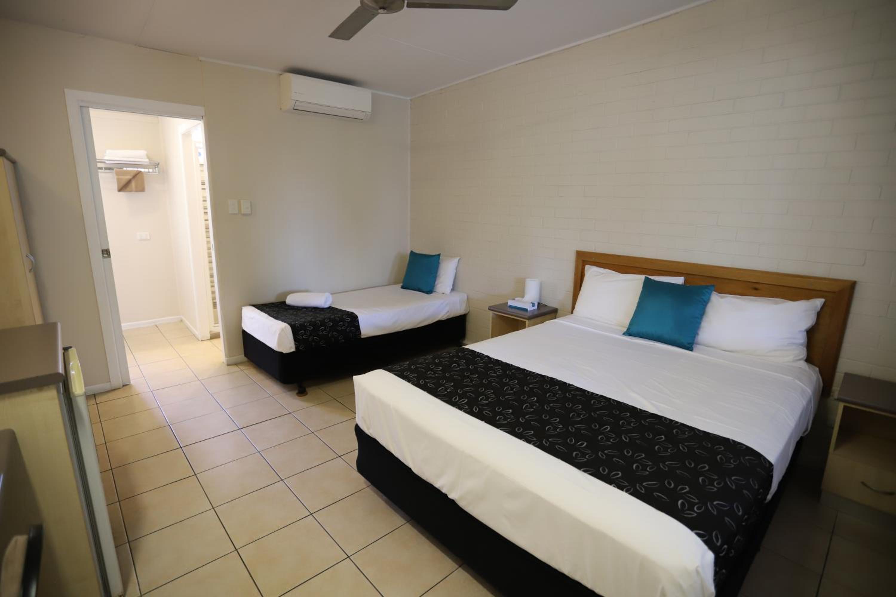 Tropic Coast Motel