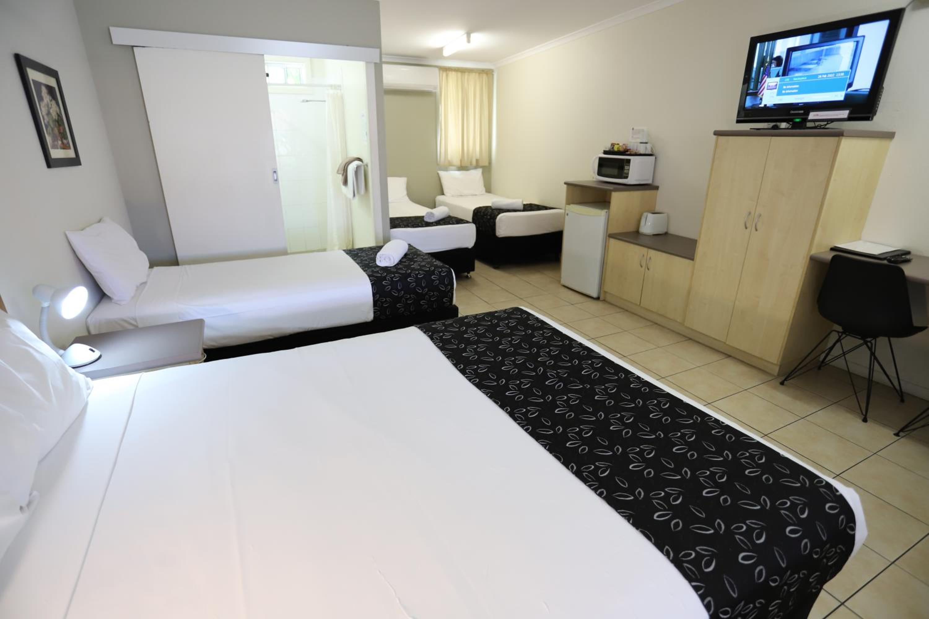 Tropic Coast Motel