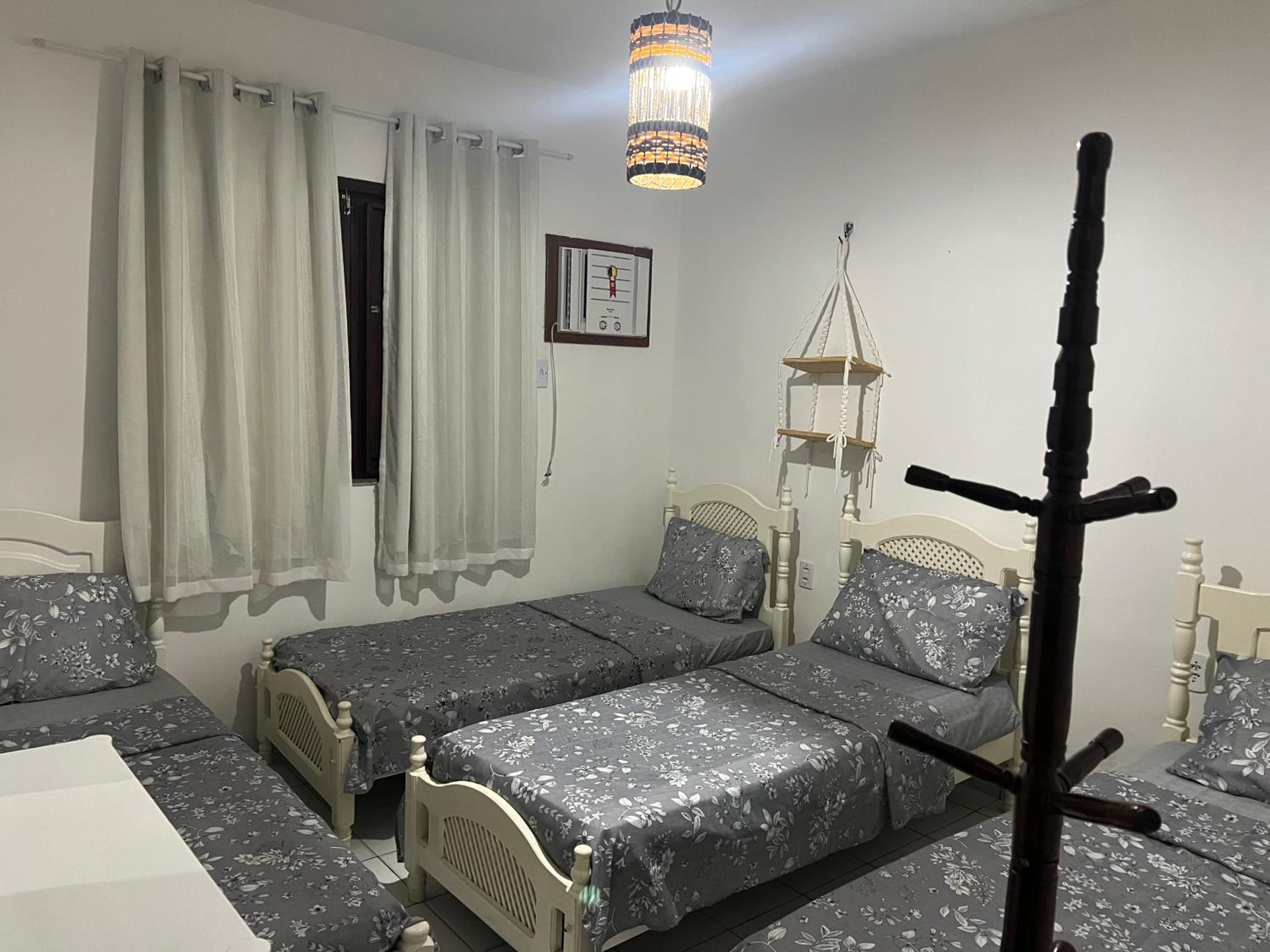 CASA DUPLEX em CONDOMÍNIO à beira do RIO PREGUIÇAS