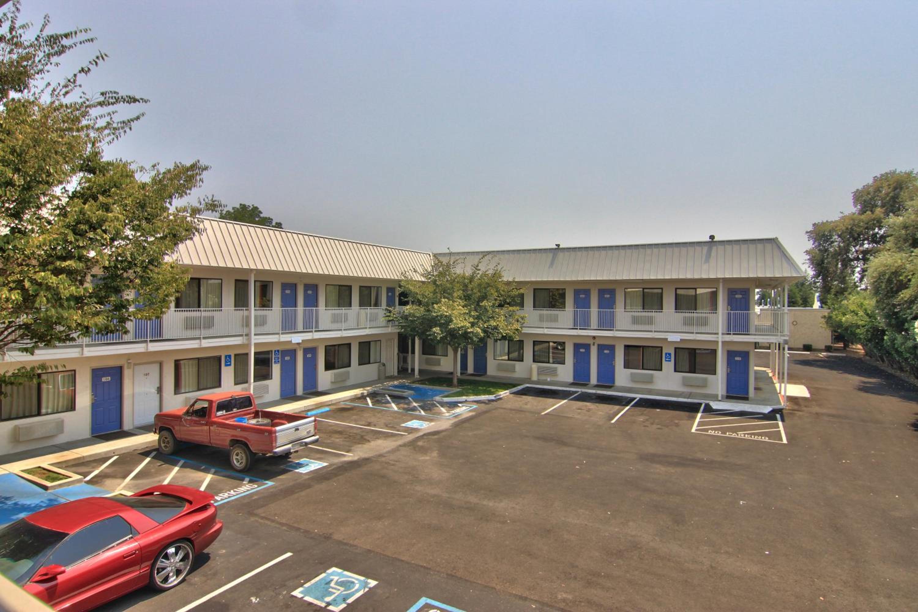 Motel 6-Woodland, CA Sacramento Airport