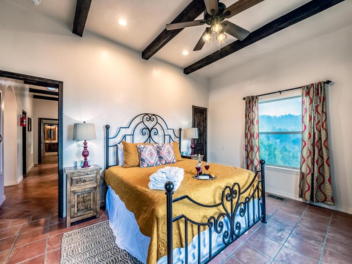 Casita Rios, 2 Bedrooms, One Level, Updated, Sleeps 8 view 4