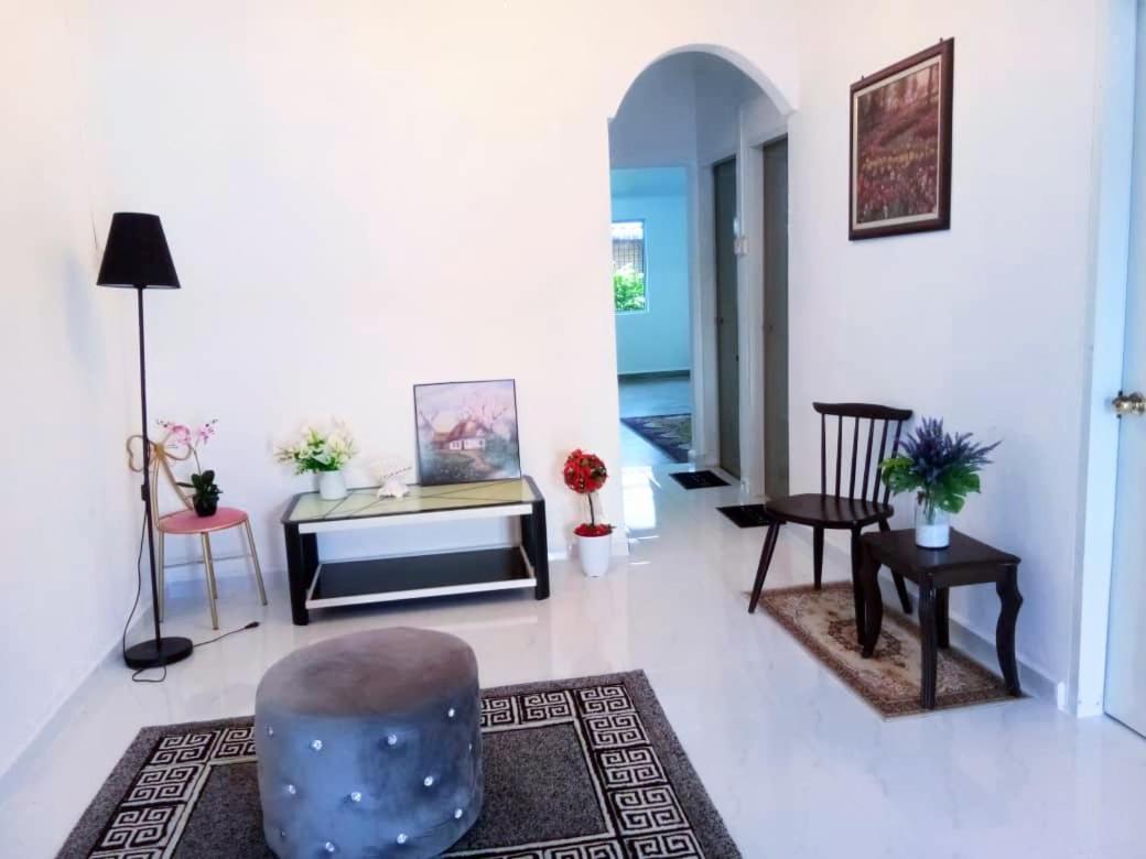 Izzah Homestay photo 6