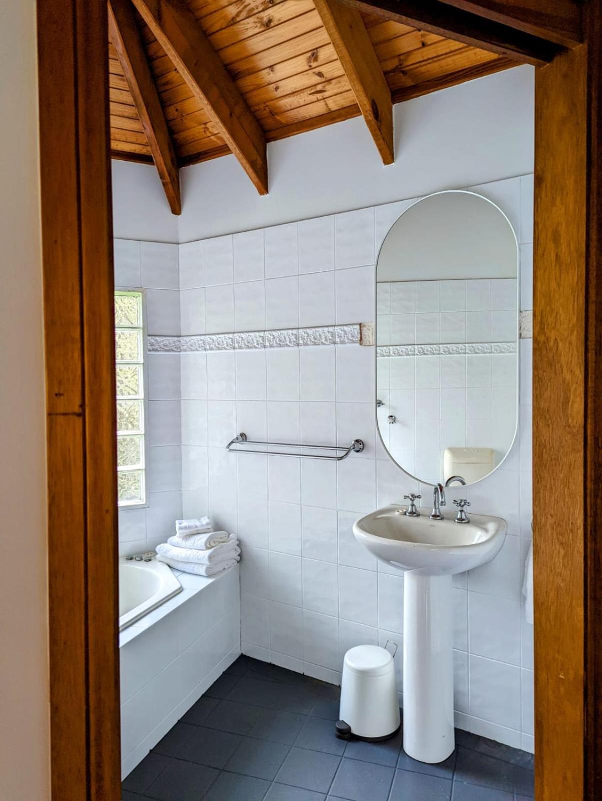 Romantic Cabin Escapes Barrington Tops - Lorikeet