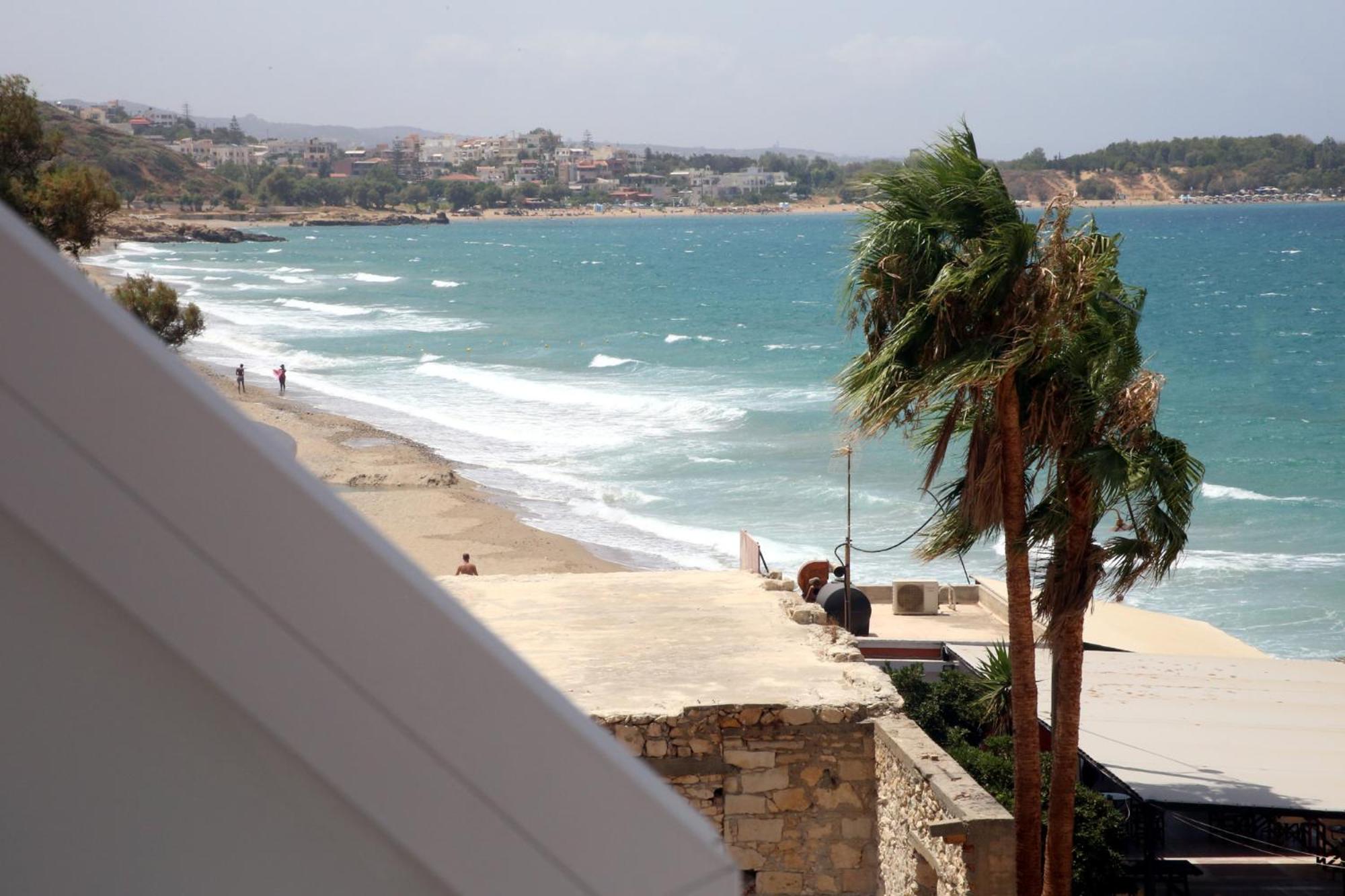 THALIA APARTMENTS CHANlA view 4