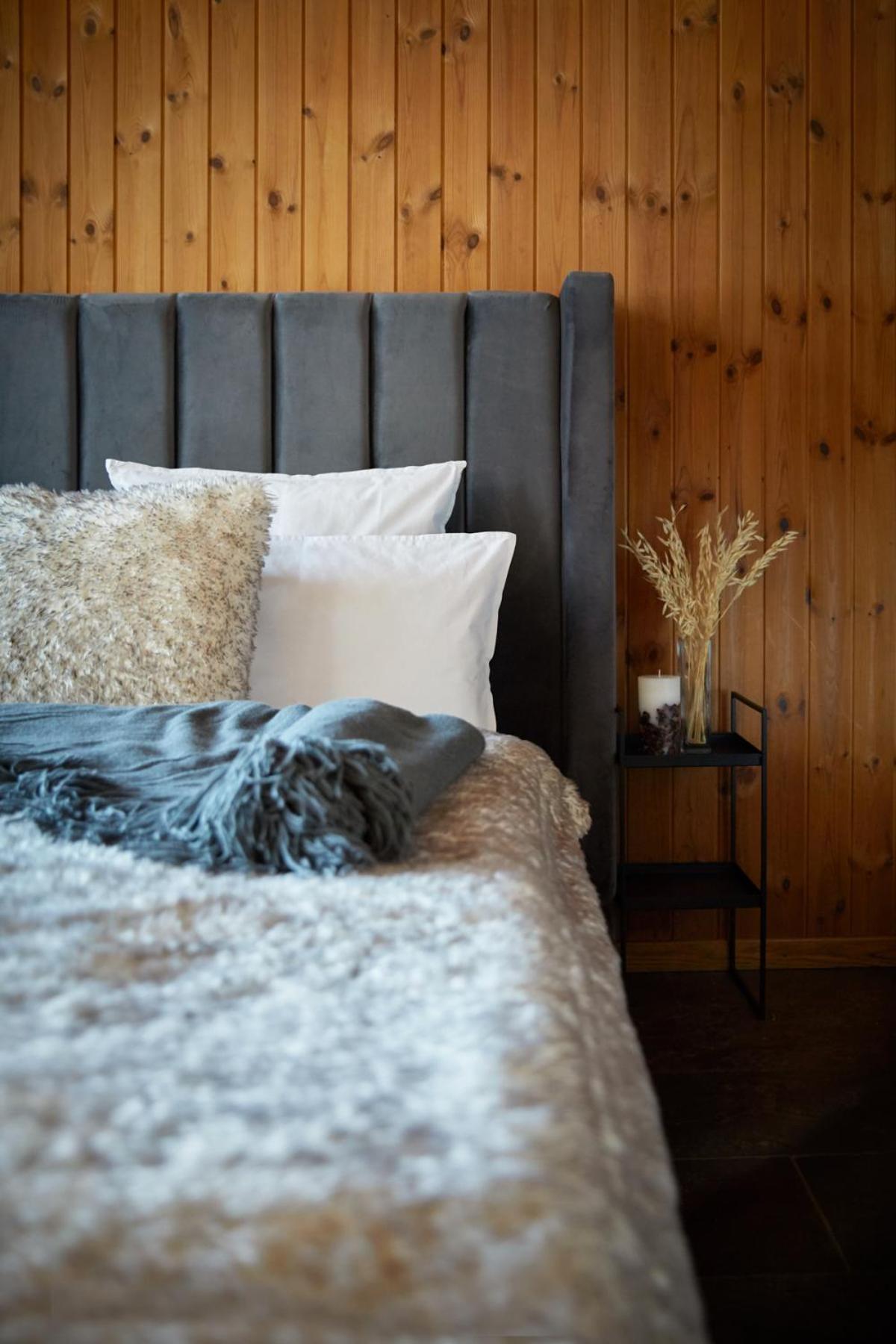 Chalet Horn Trailside Retreat