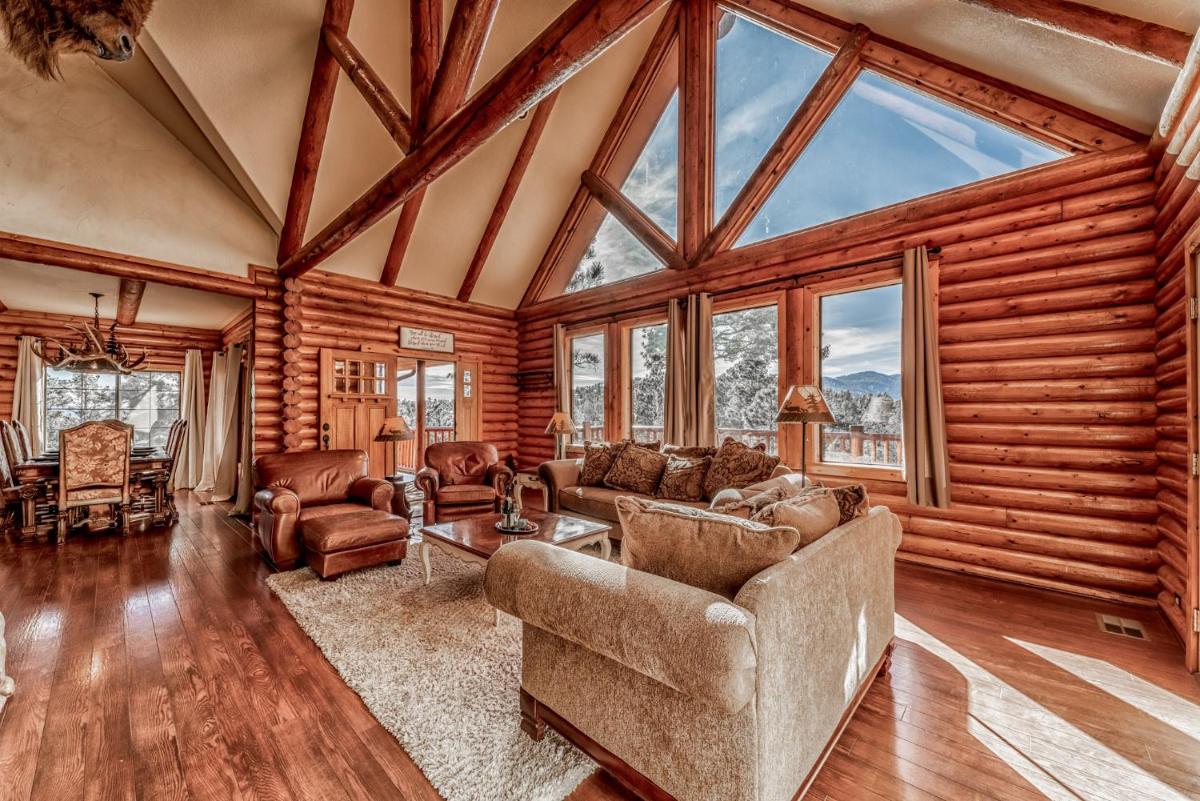 Big Sky, 6 BRs, Loft, Decks, Gameroom, Sleeps 16 view 3