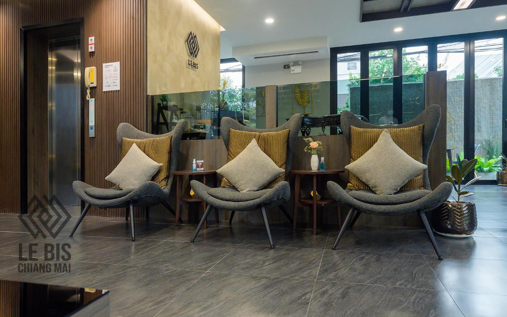 Le Bis Hotel