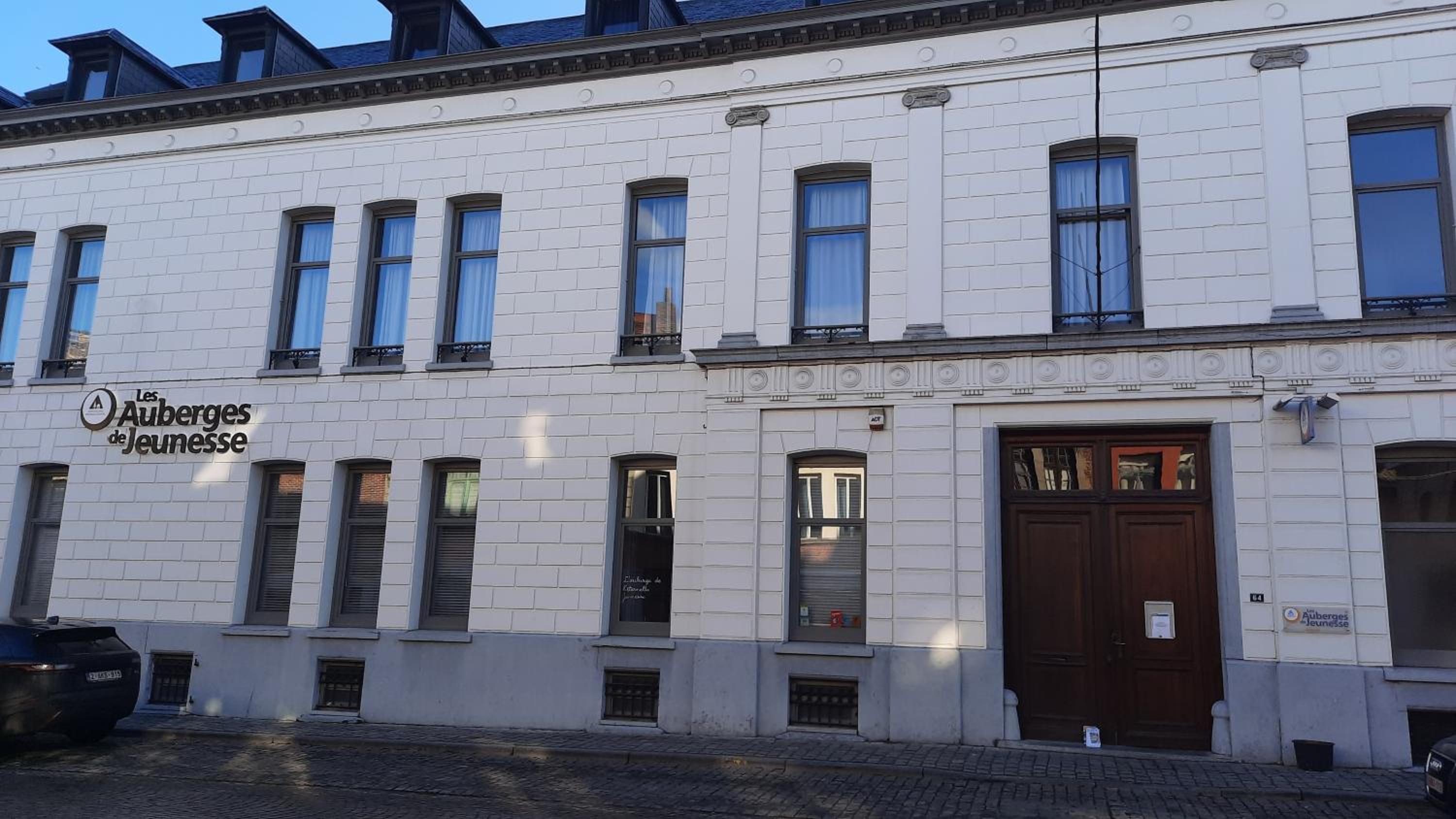 Auberge de Jeunesse de Tournai - Youth Hostel