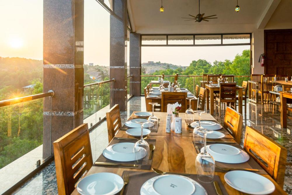 Kudle Beach View Resort And Spa Gokarna