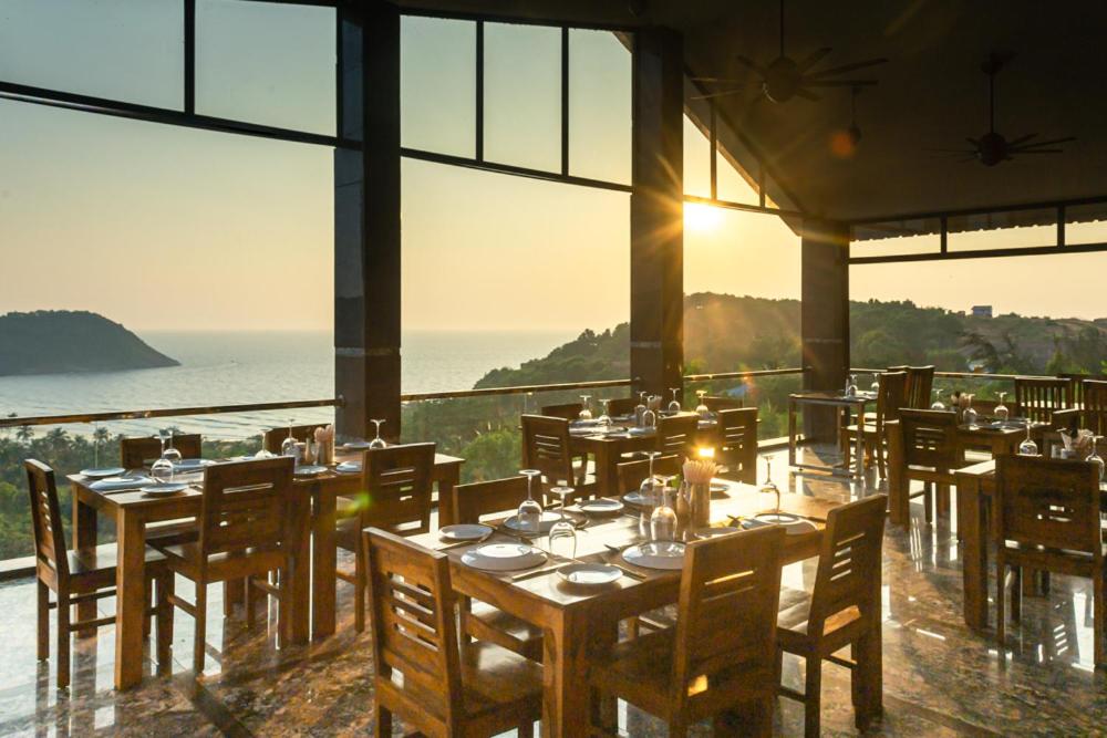 Kudle Beach View Resort And Spa Gokarna